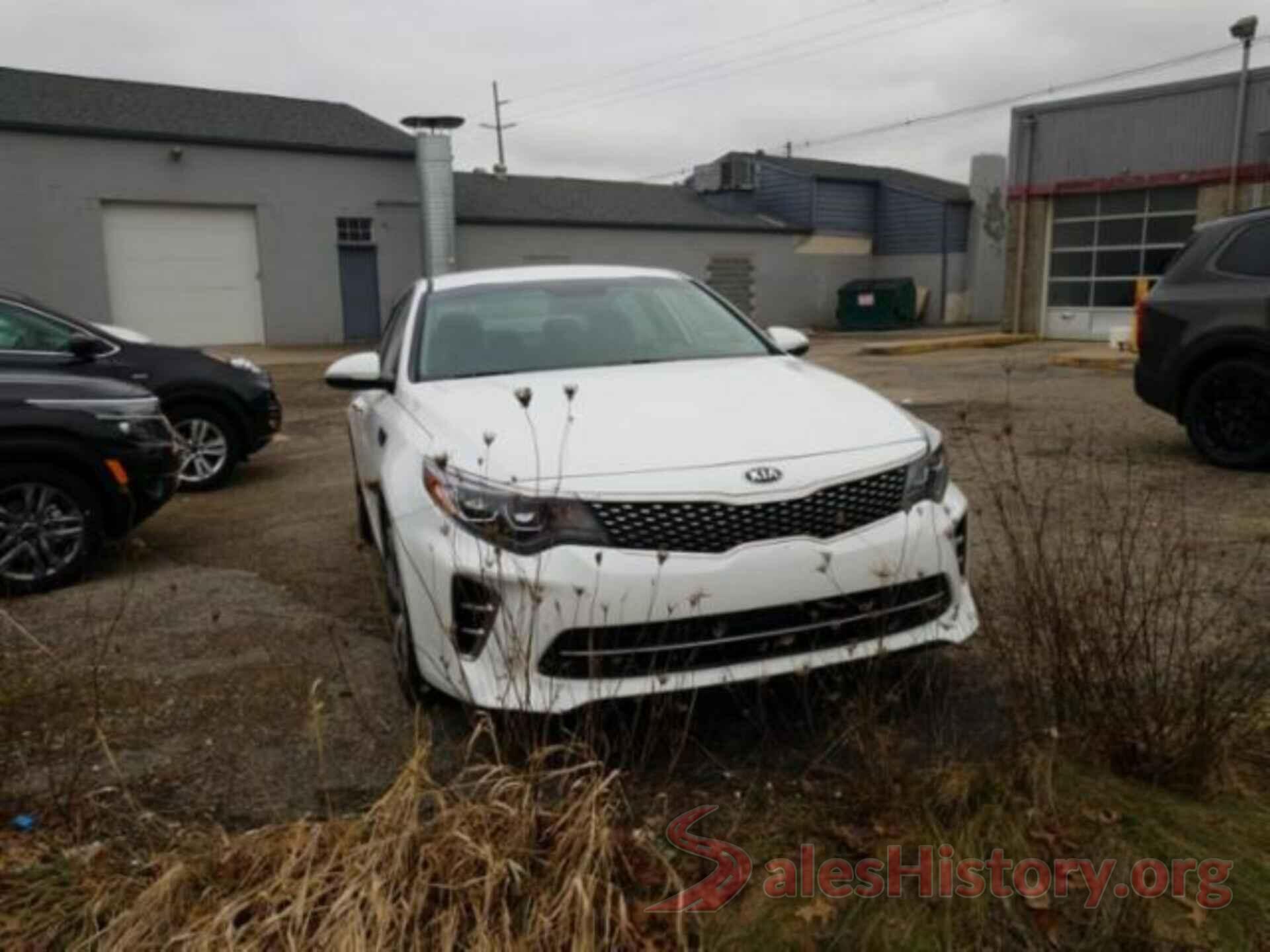 5XXGW4L26HG121594 2017 KIA OPTIMA