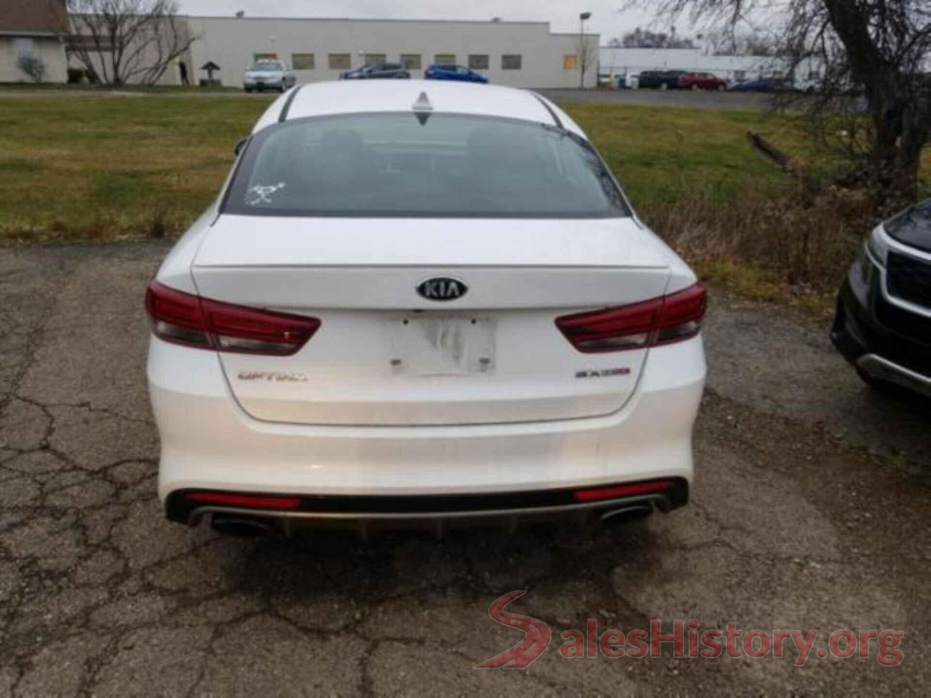 5XXGW4L26HG121594 2017 KIA OPTIMA