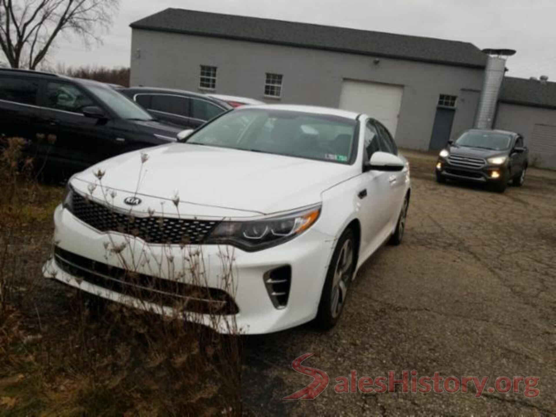 5XXGW4L26HG121594 2017 KIA OPTIMA