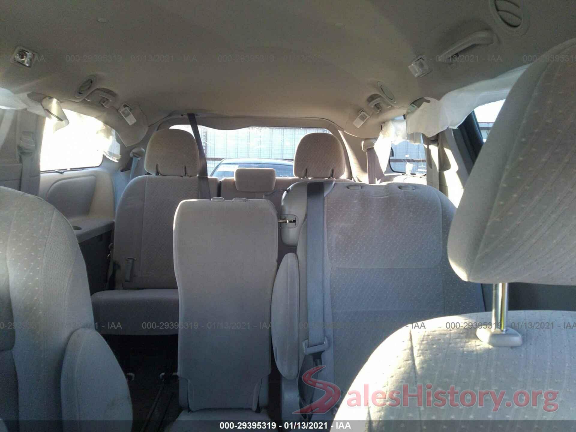 5TDKZ3DC5KS013878 2019 TOYOTA SIENNA