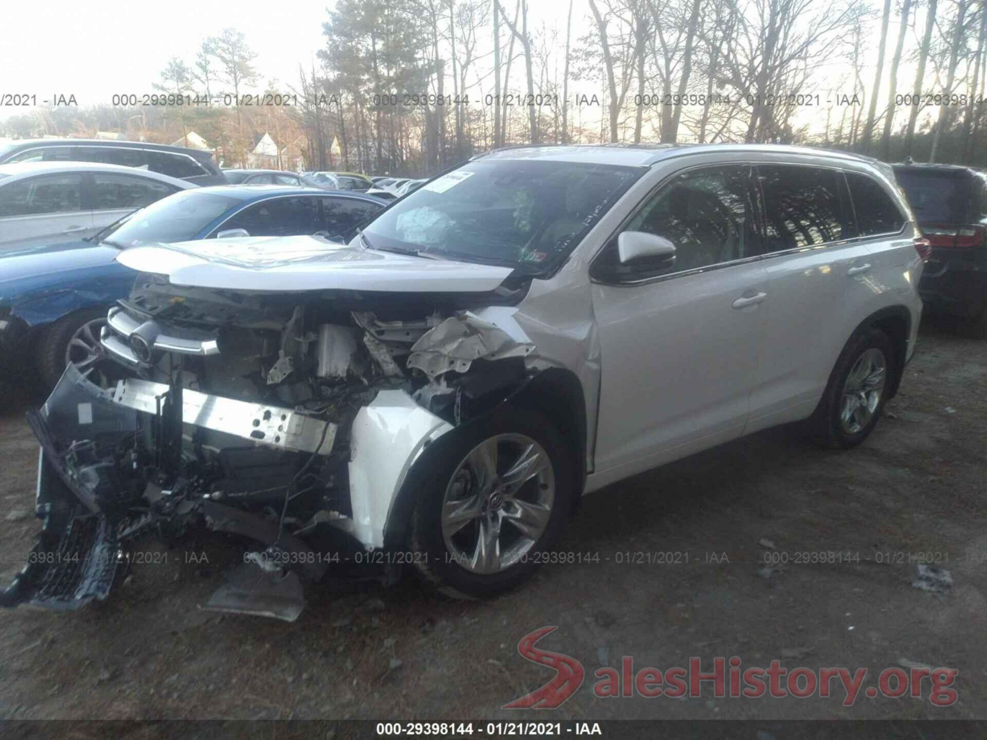 5TDDZRFH3KS704444 2019 TOYOTA HIGHLANDER