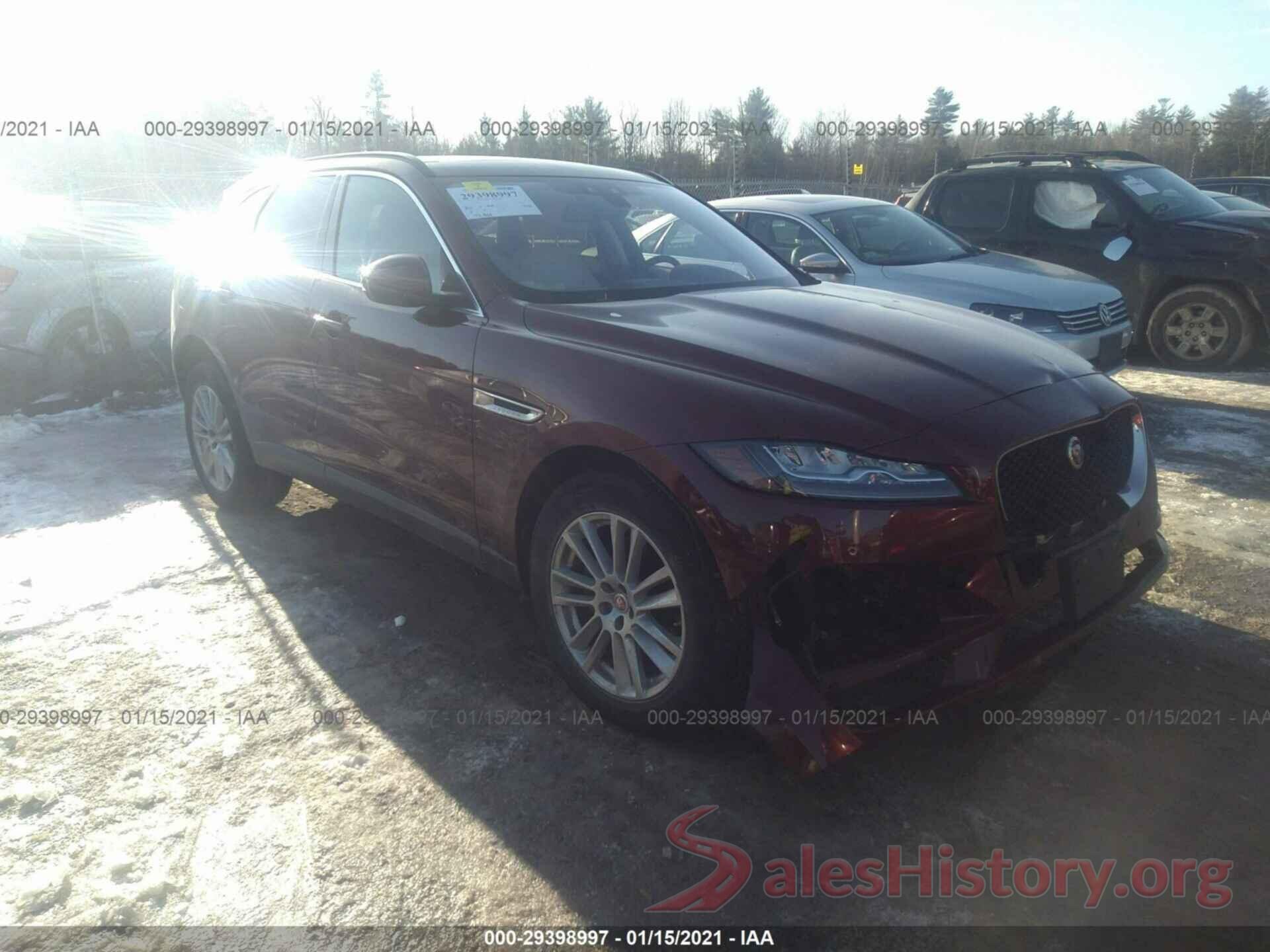 SADCK2BV0HA490476 2017 JAGUAR F-PACE