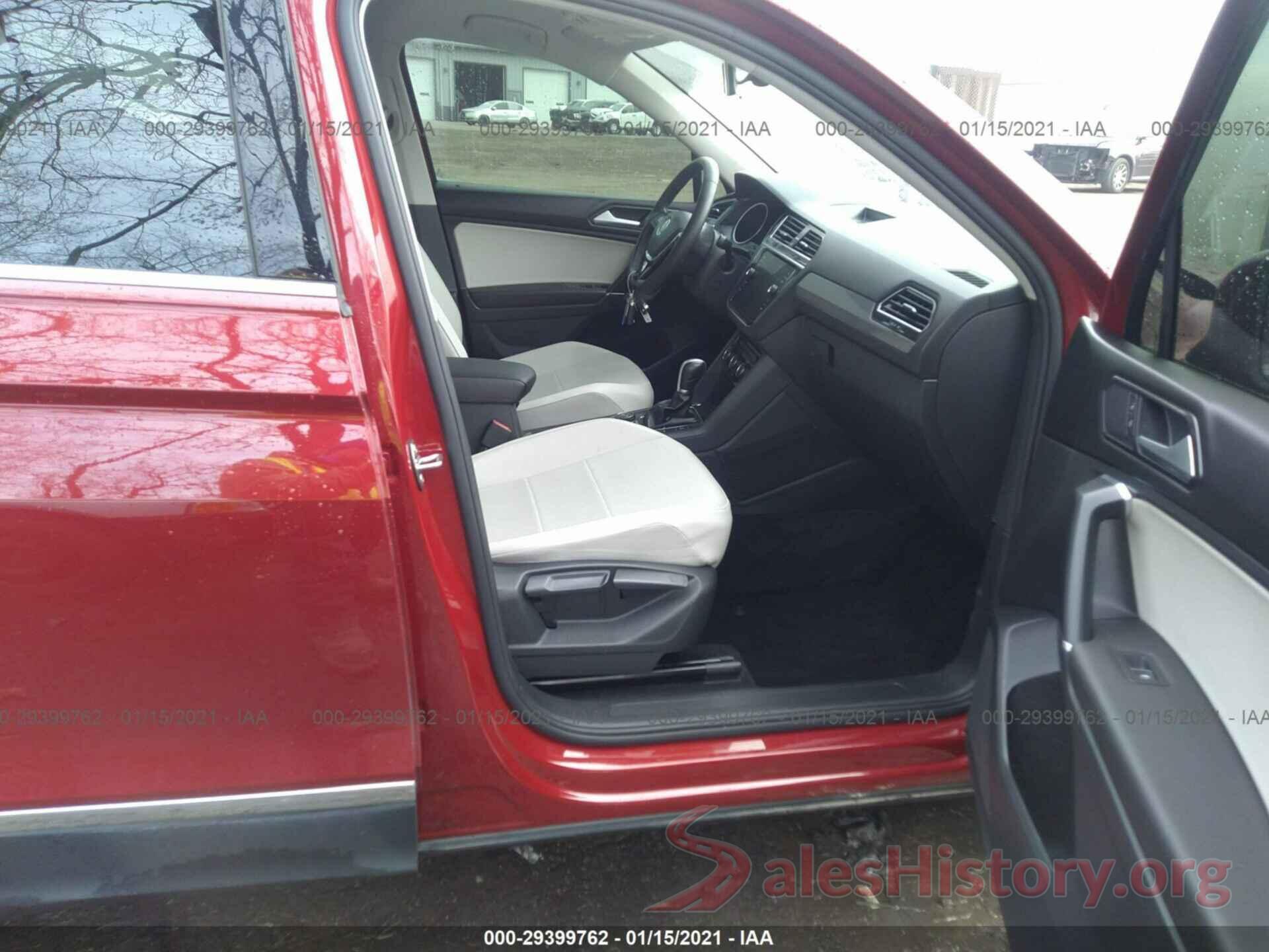 3VV2B7AX8JM153118 2018 VOLKSWAGEN TIGUAN