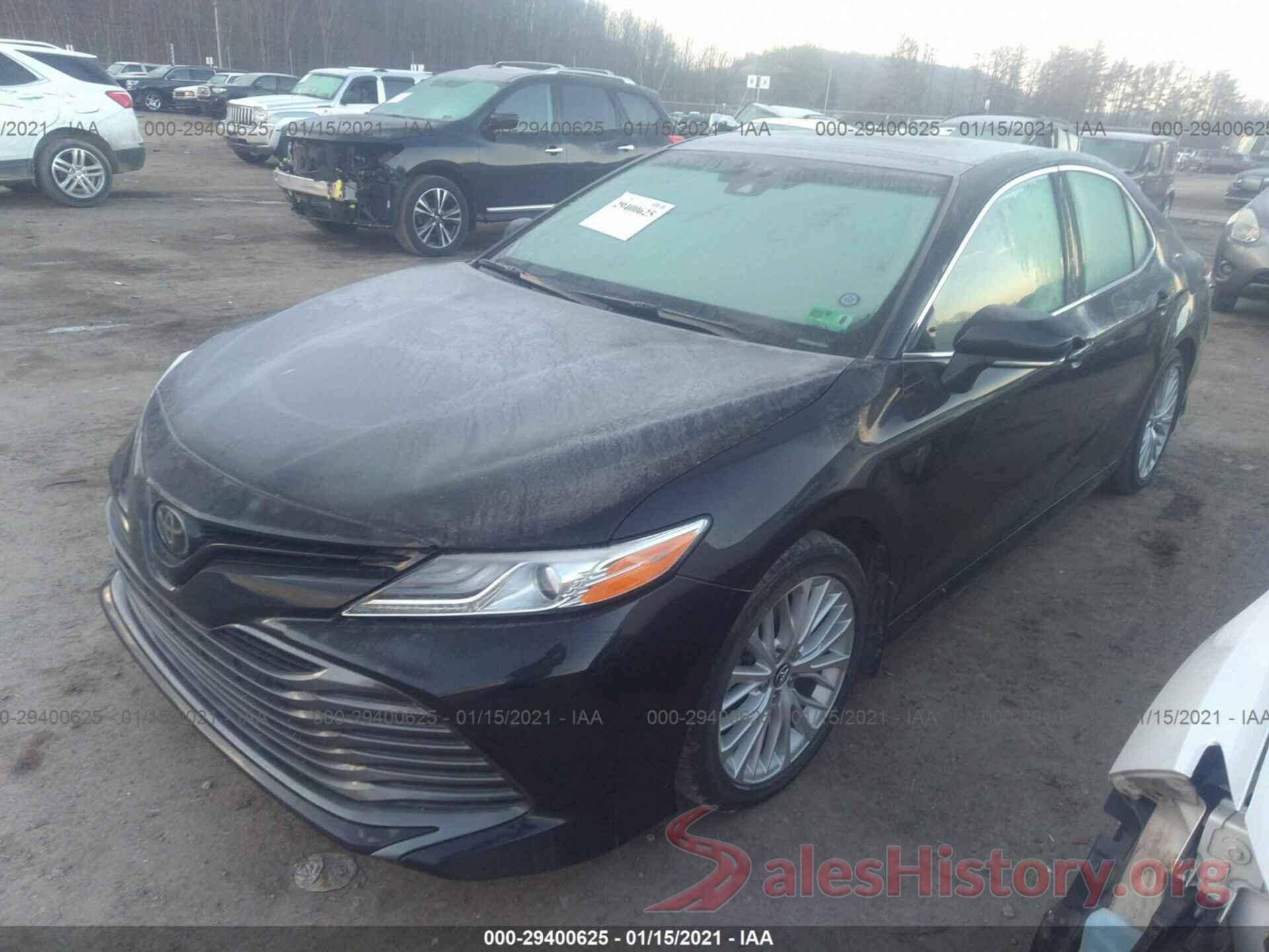 4T1B11HK8JU135086 2018 TOYOTA CAMRY