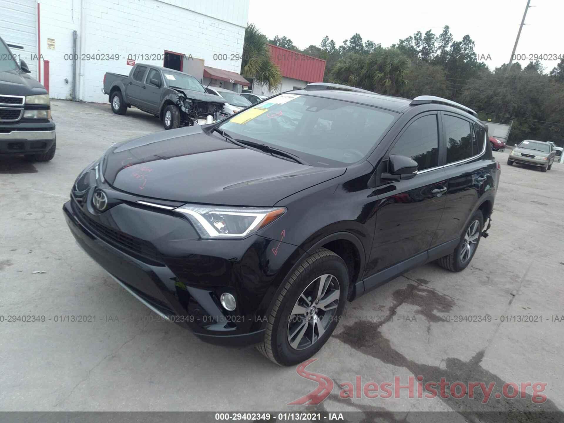 2T3WFREV1JW503521 2018 TOYOTA RAV4