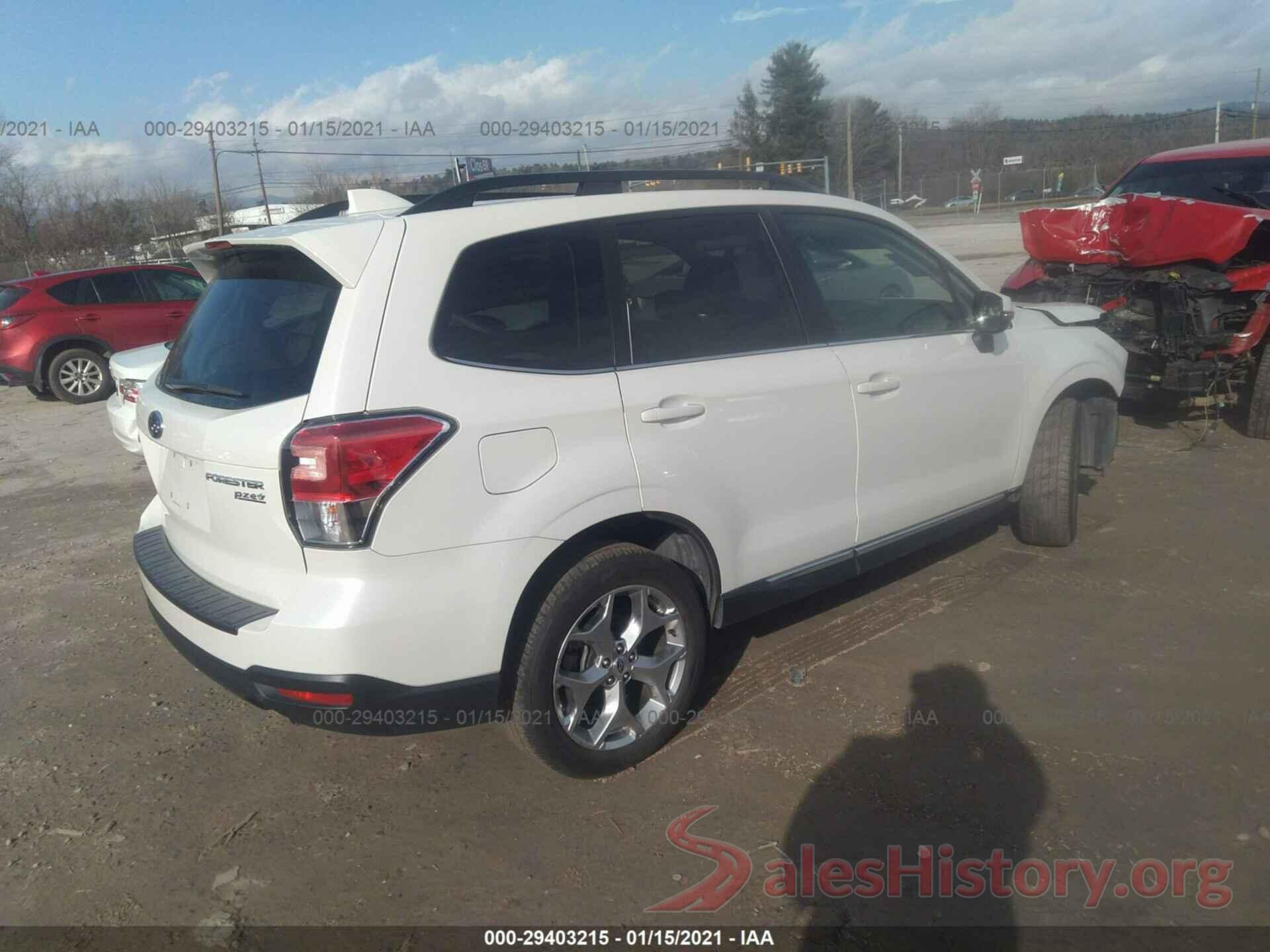 JF2SJATC8HH528353 2017 SUBARU FORESTER