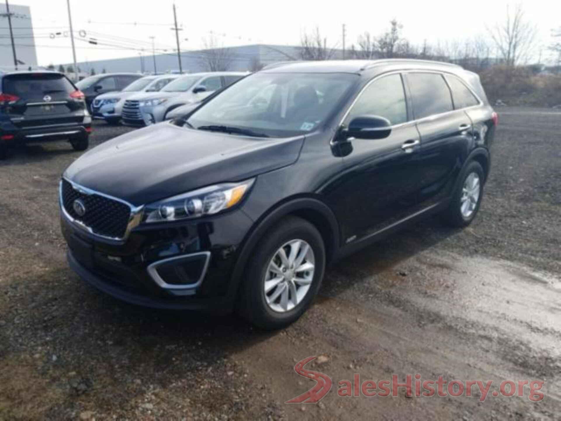 5XYPGDA32JG346153 2018 KIA SORENTO