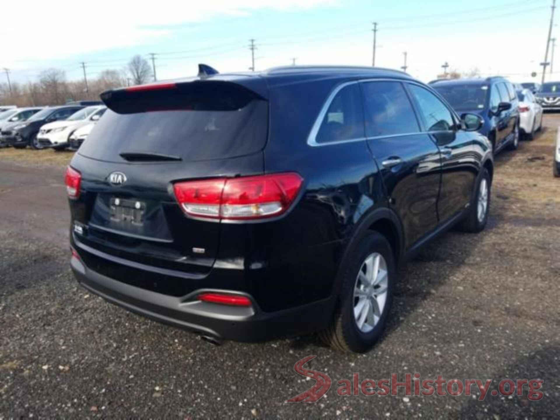 5XYPGDA32JG346153 2018 KIA SORENTO