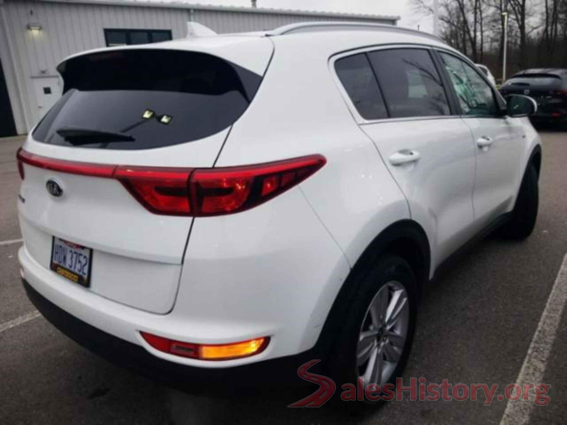 KNDPMCACXJ7408107 2018 KIA SPORTAGE