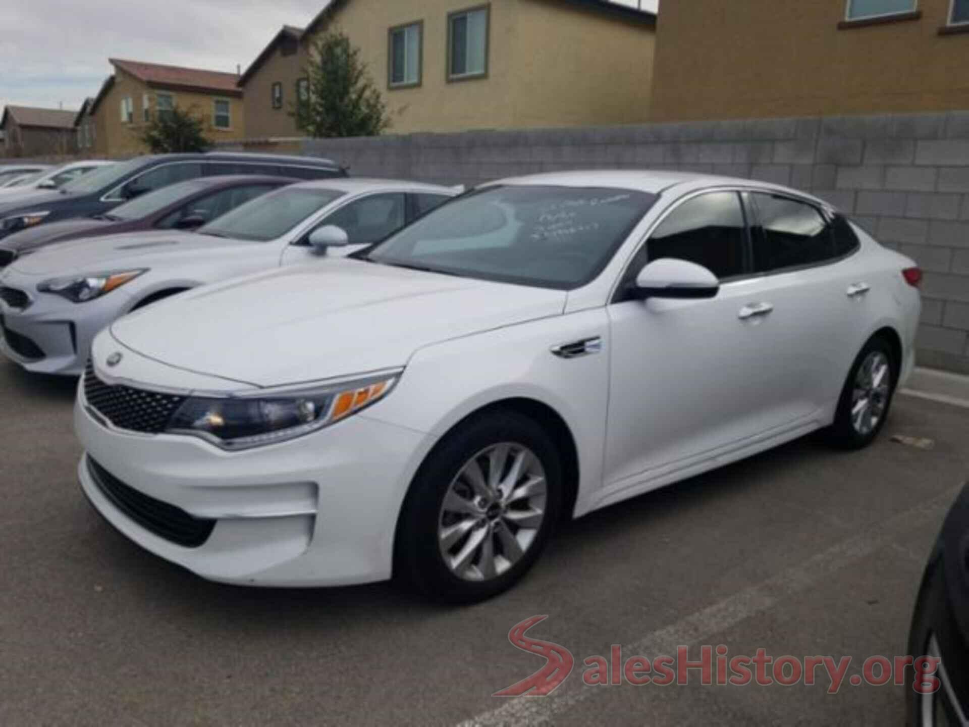 5XXGU4L34JG196217 2018 KIA OPTIMA