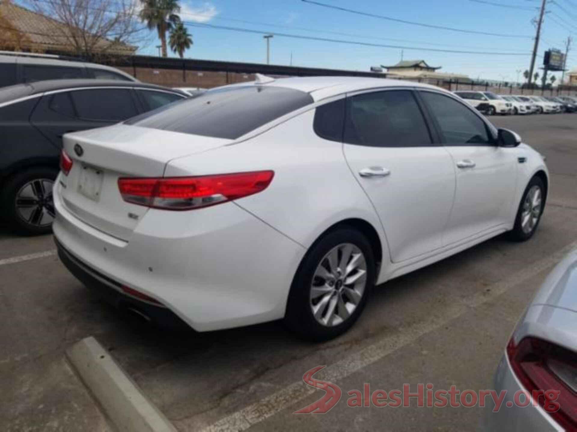 5XXGU4L34JG196217 2018 KIA OPTIMA