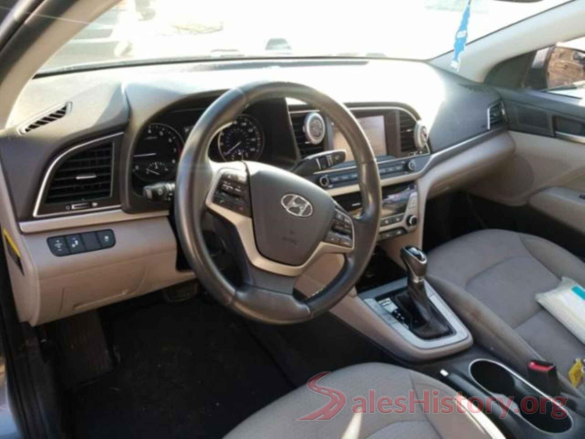 5NPD84LF3JH298579 2018 HYUNDAI ELANTRA