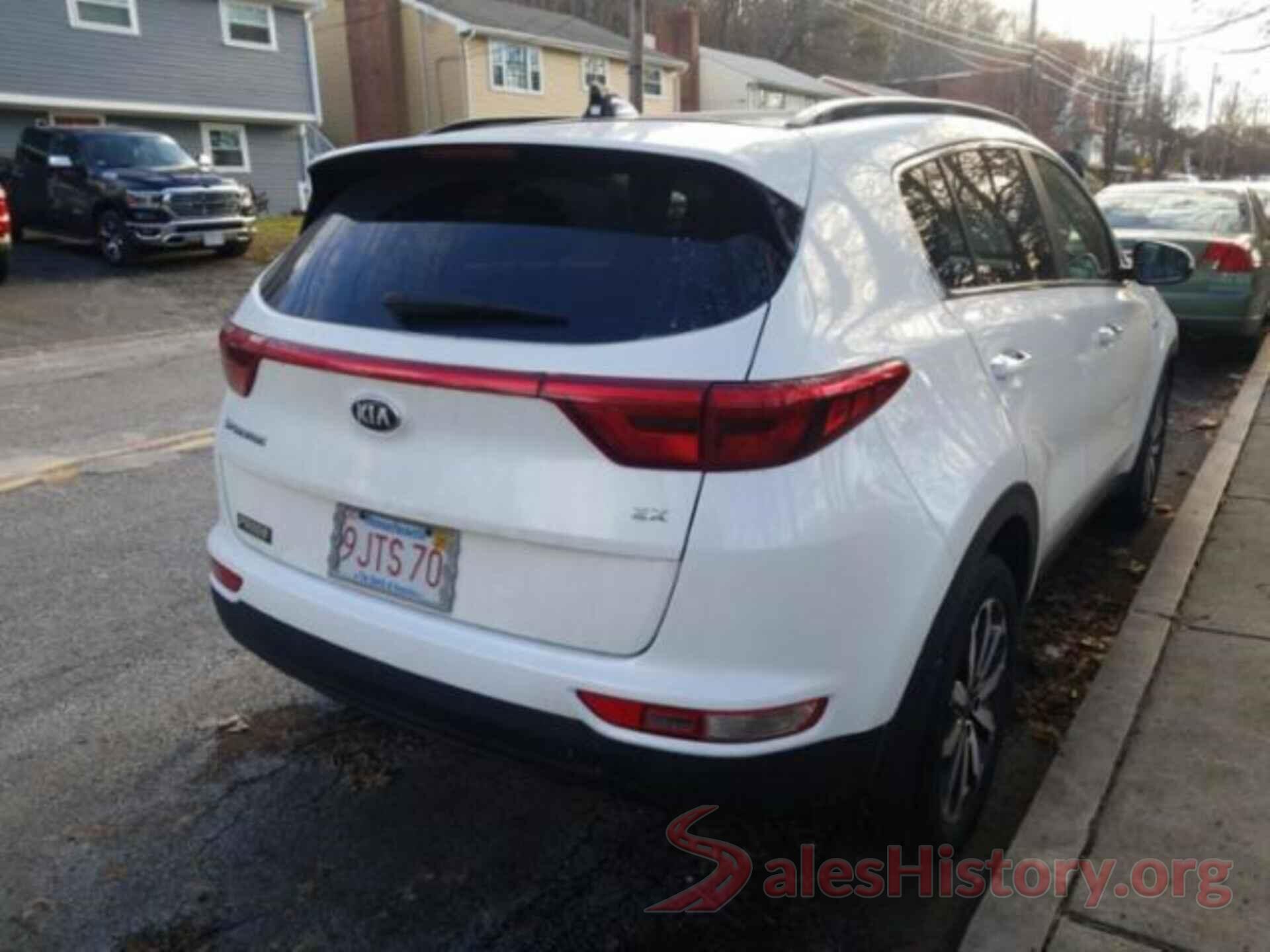 KNDPNCAC3J7384987 2018 KIA SPORTAGE