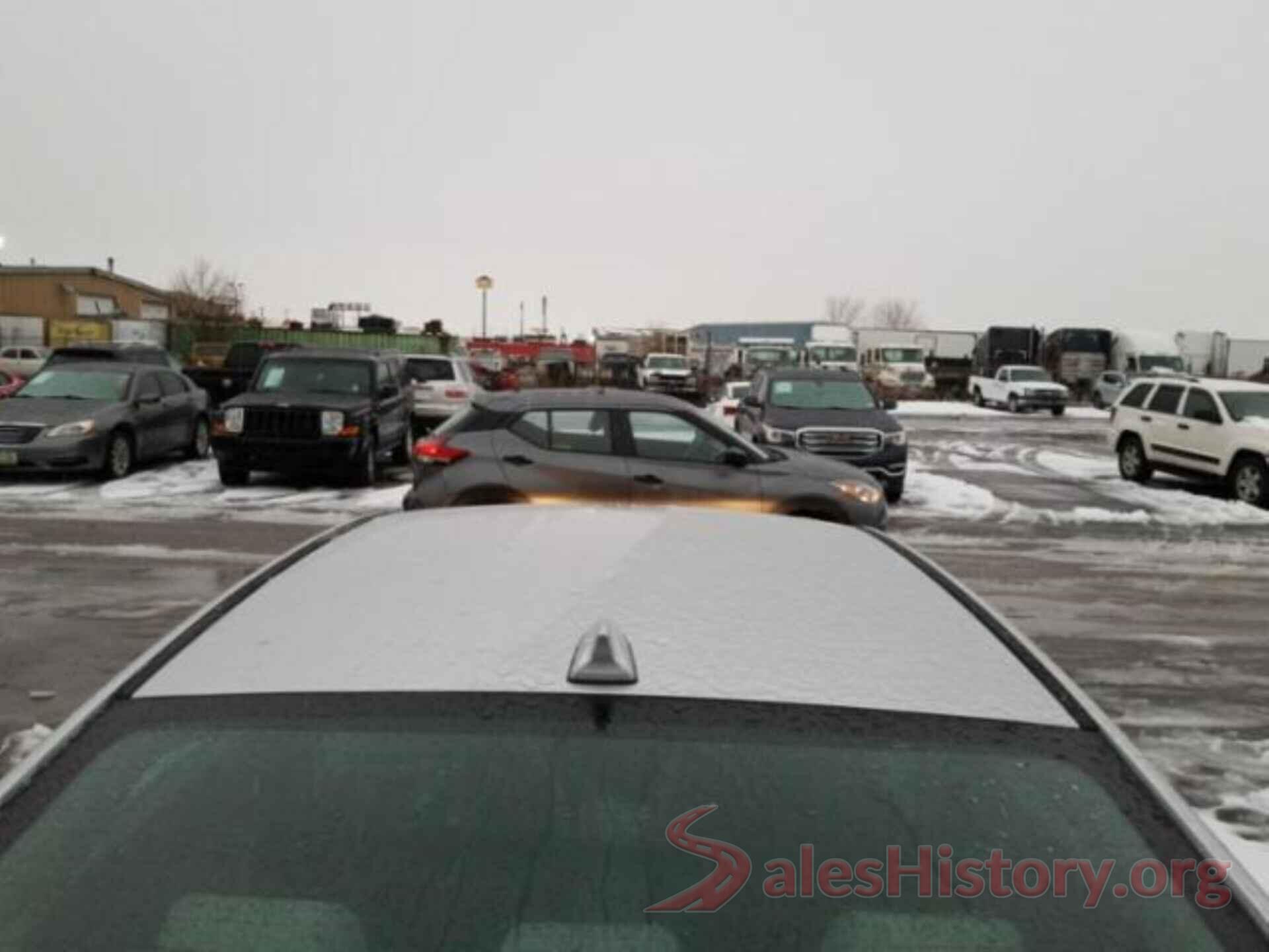 5NPE24AF0JH648663 2018 HYUNDAI SONATA