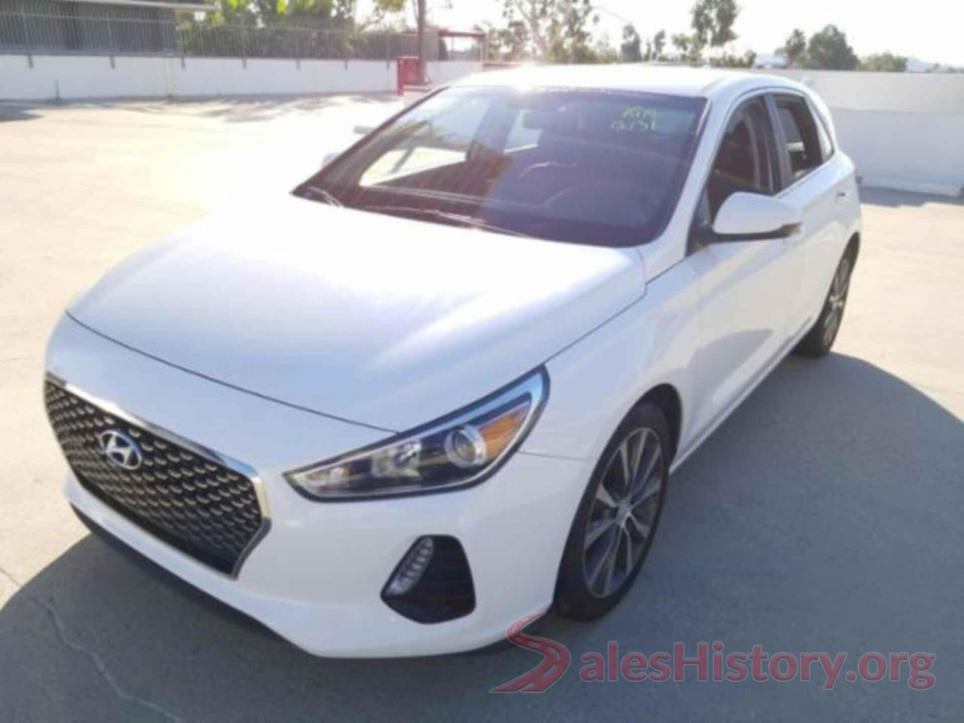 KMHH35LE1JU011996 2018 HYUNDAI ELANTRA GT