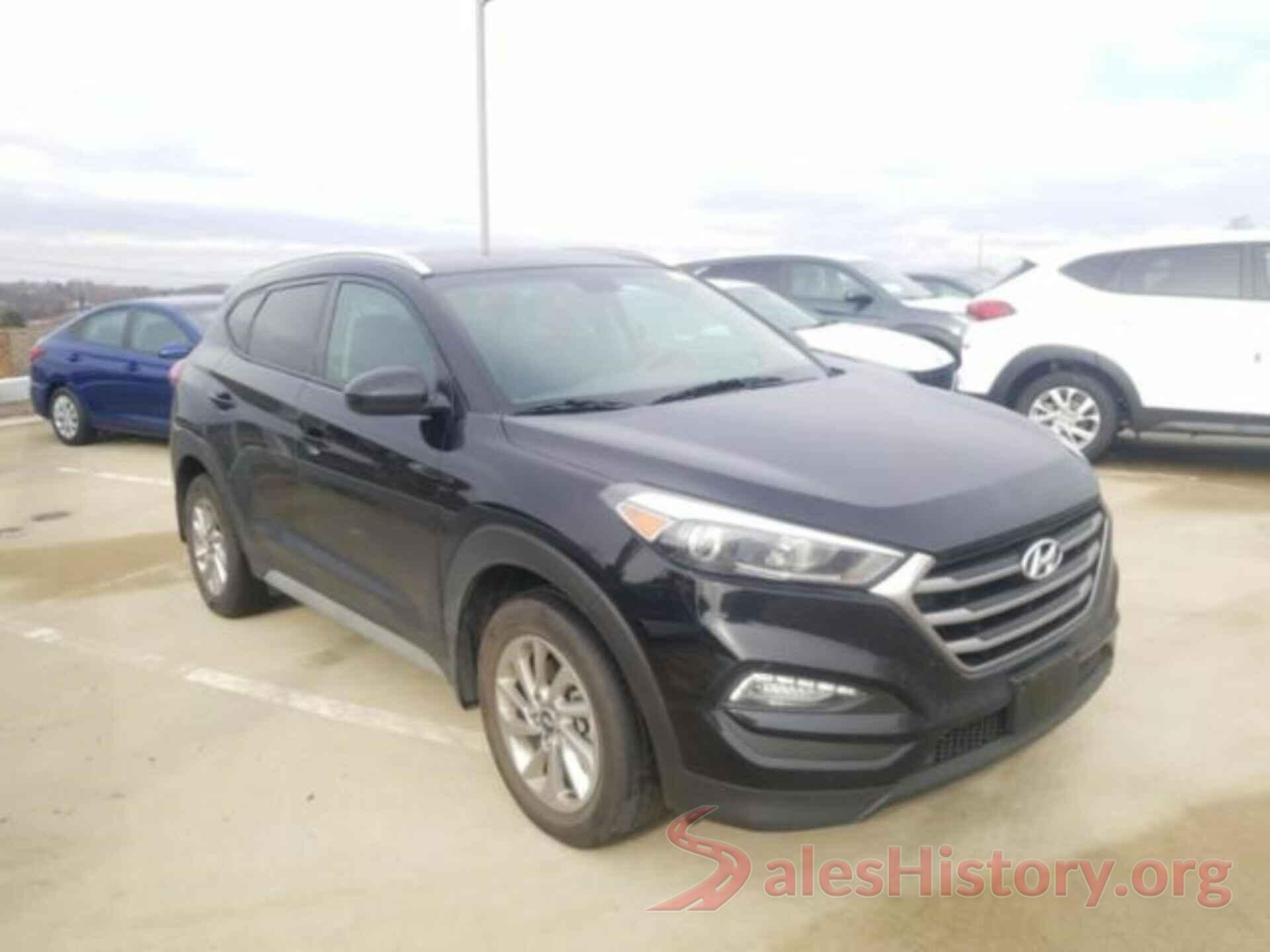 KM8J3CA48JU627128 2018 HYUNDAI TUCSON