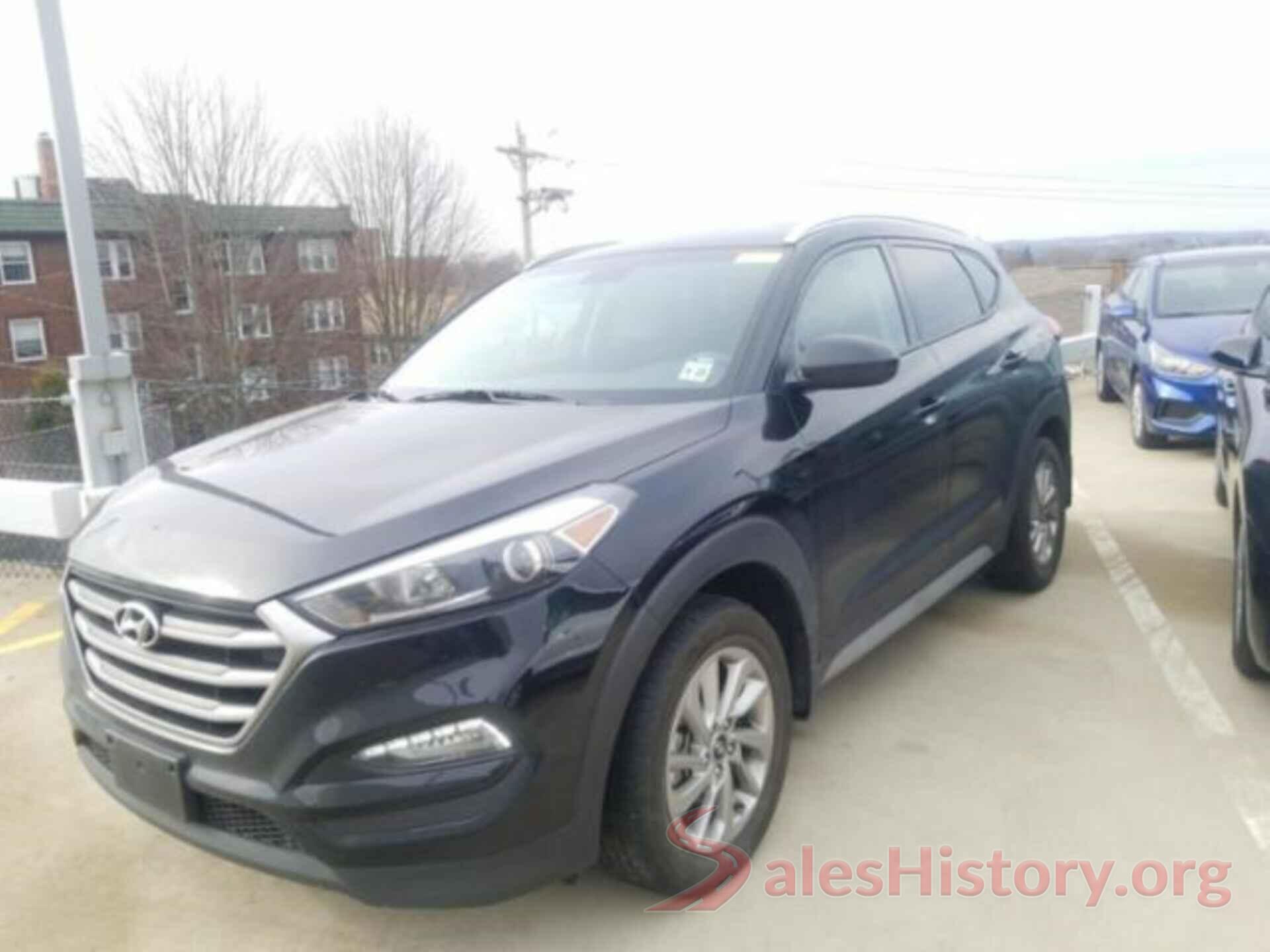 KM8J3CA48JU627128 2018 HYUNDAI TUCSON