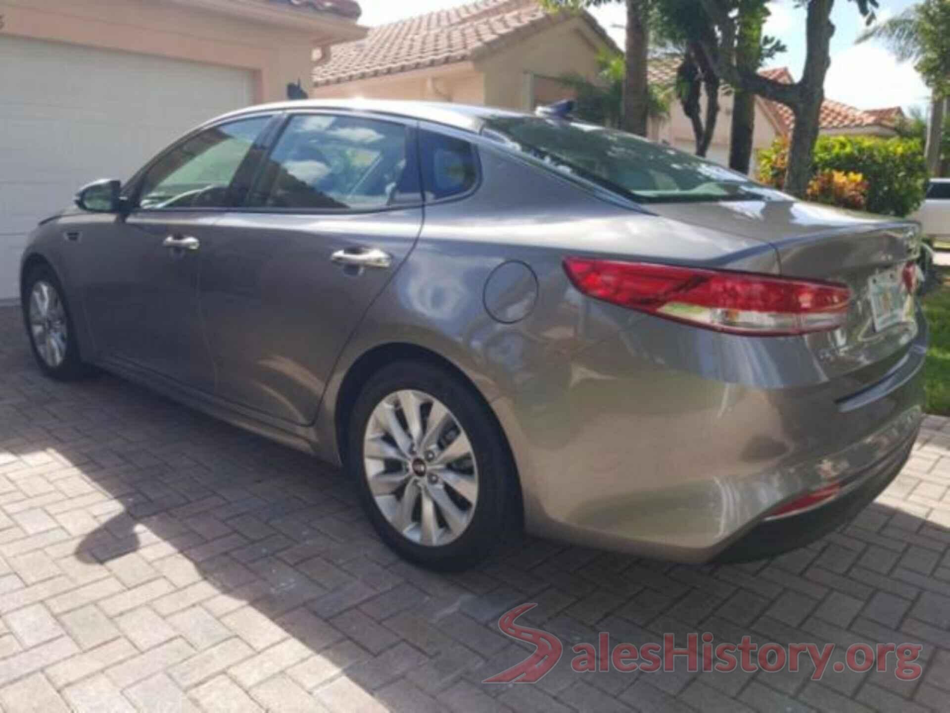 5XXGU4L31JG203513 2018 KIA OPTIMA