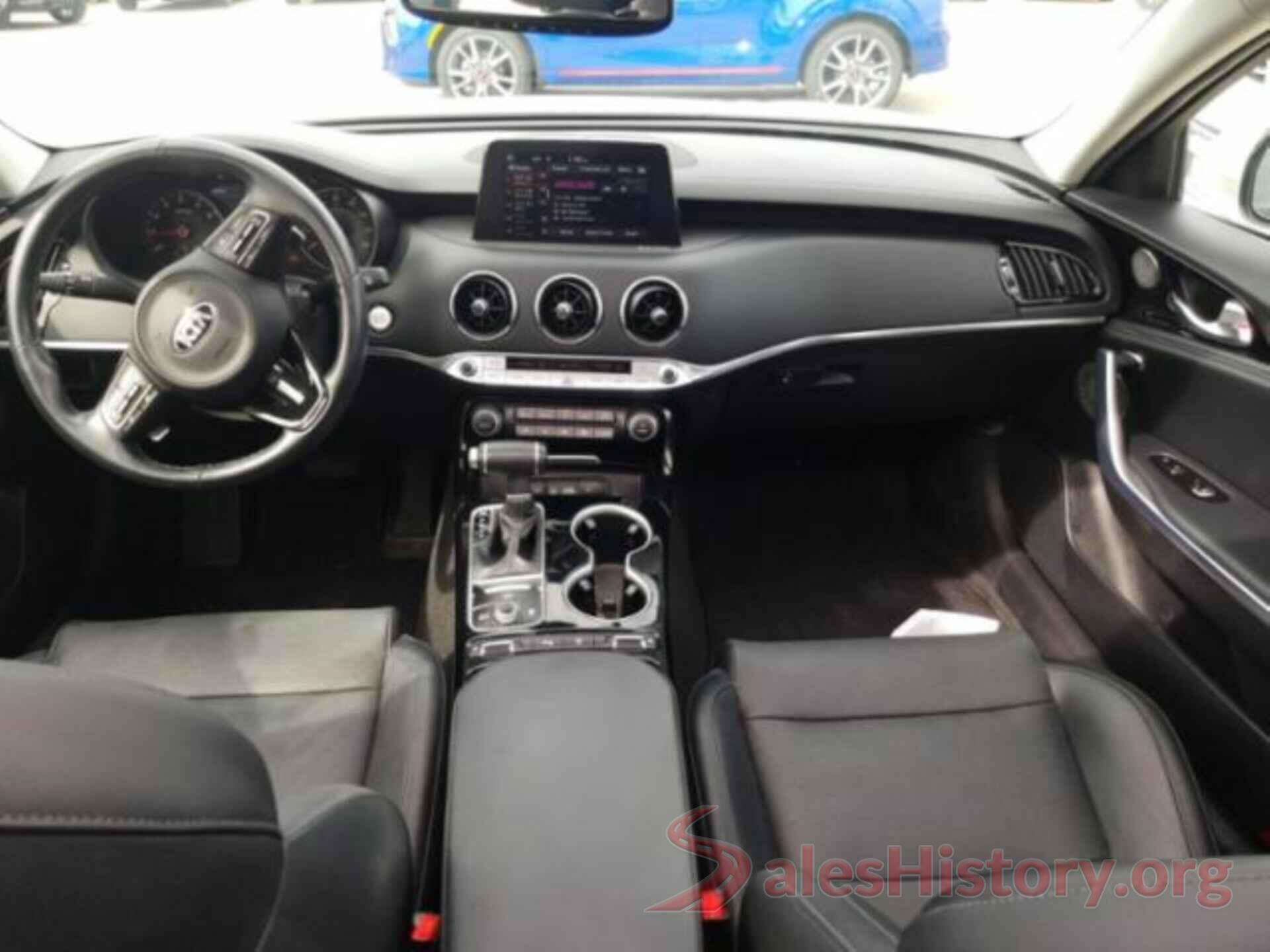 KNAE25LA0J6012565 2018 KIA STINGER