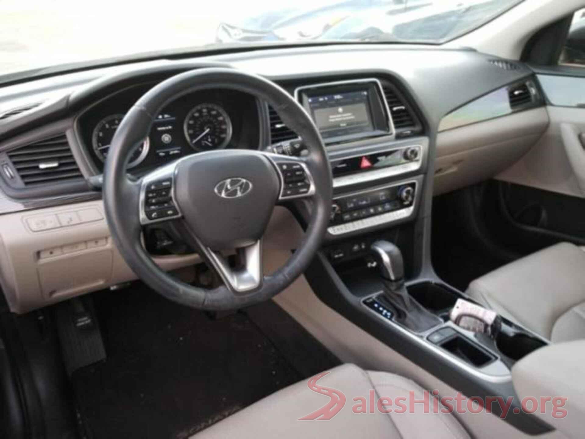 5NPE34AF4JH648677 2018 HYUNDAI SONATA