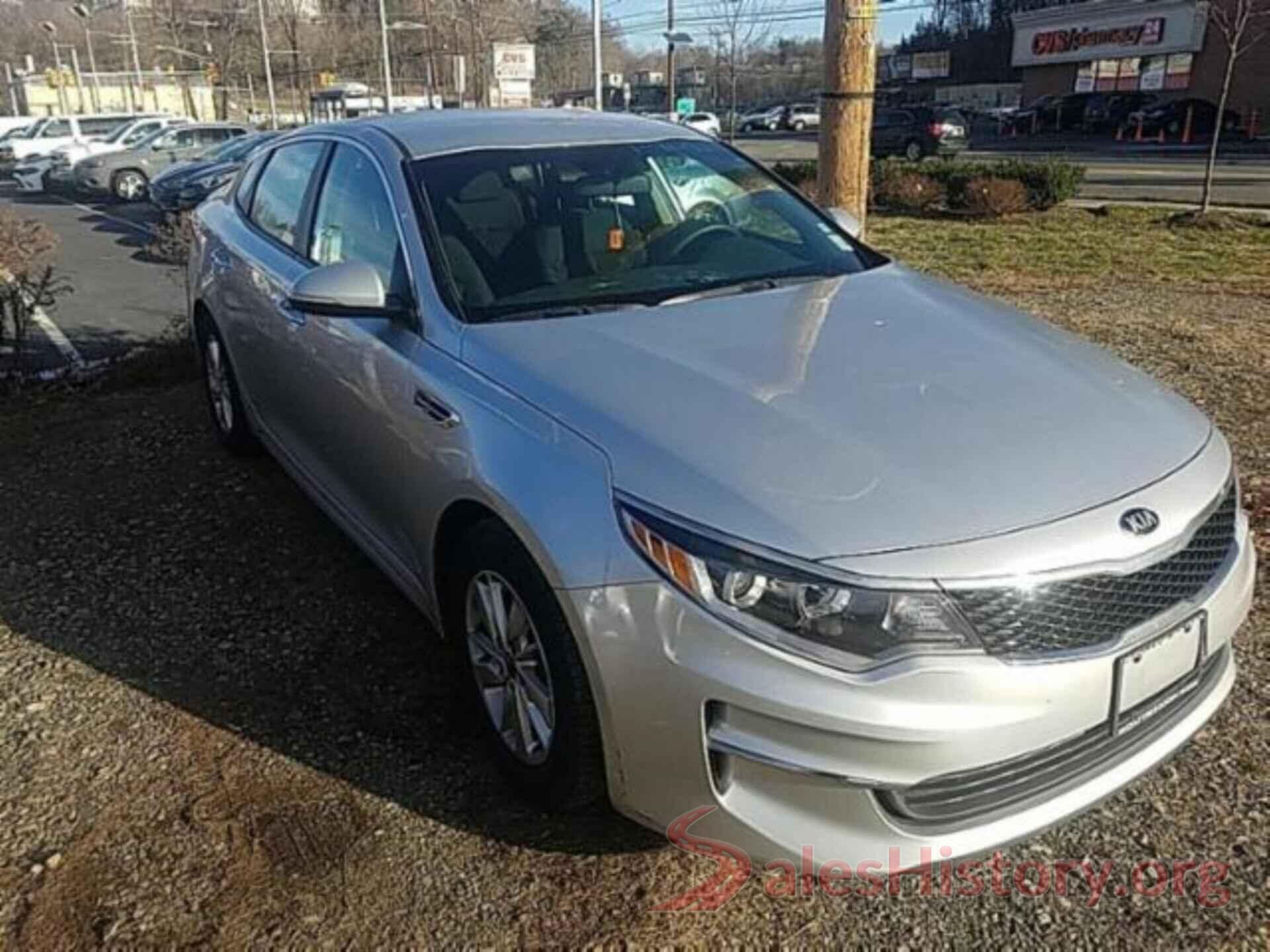 5XXGT4L36JG186372 2018 KIA OPTIMA