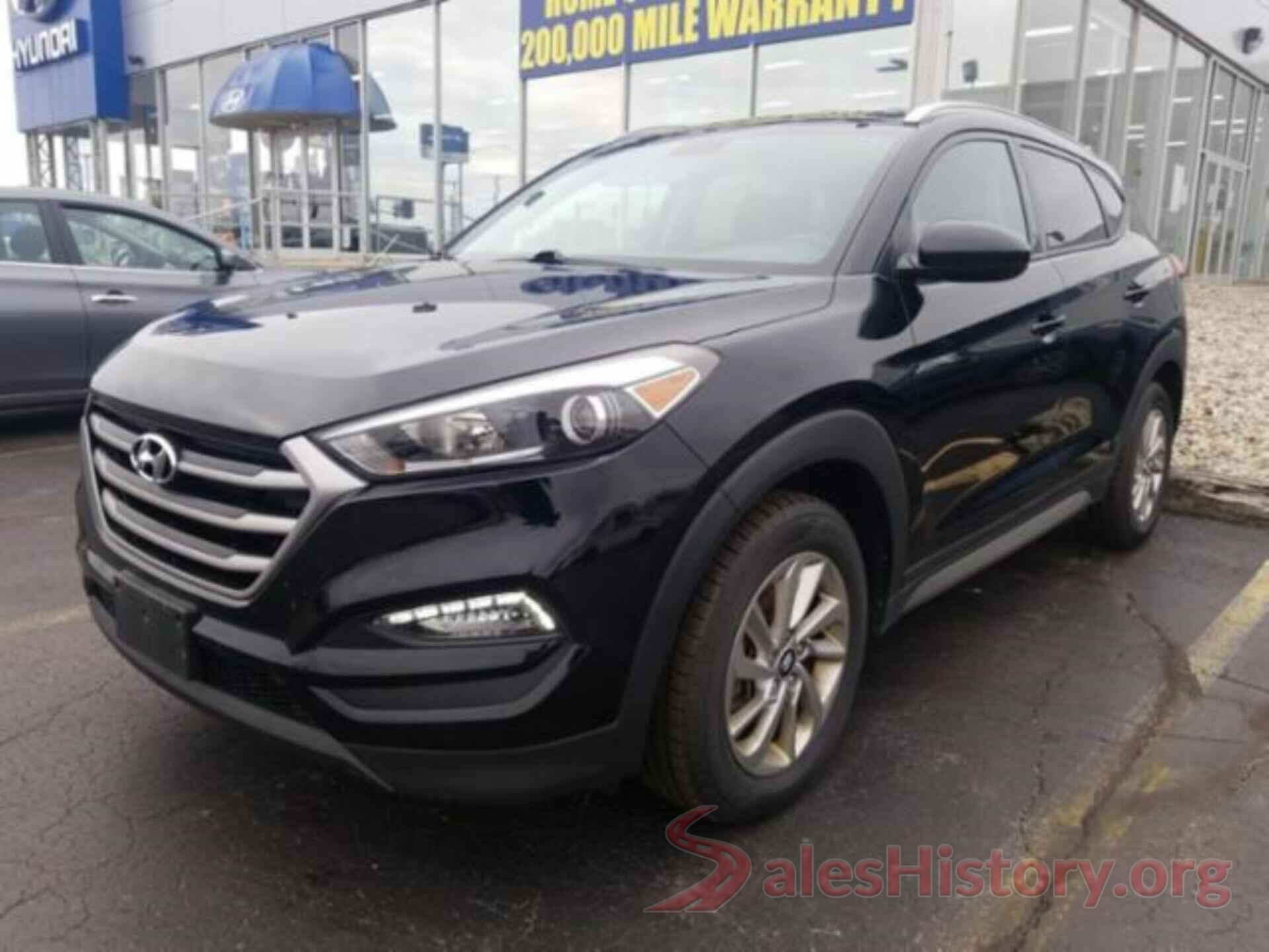 KM8J3CA40HU309806 2017 HYUNDAI TUCSON