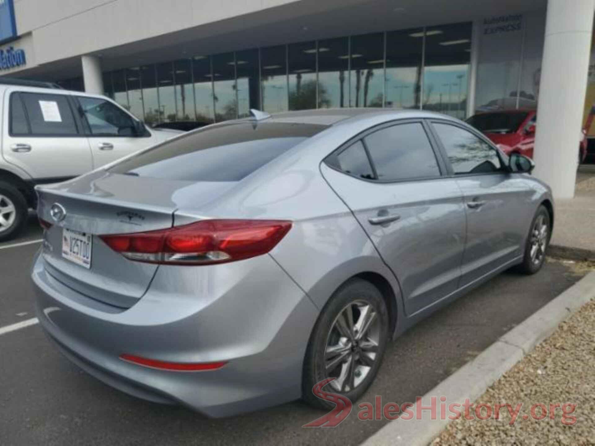 5NPD84LF5HH138407 2017 HYUNDAI ELANTRA