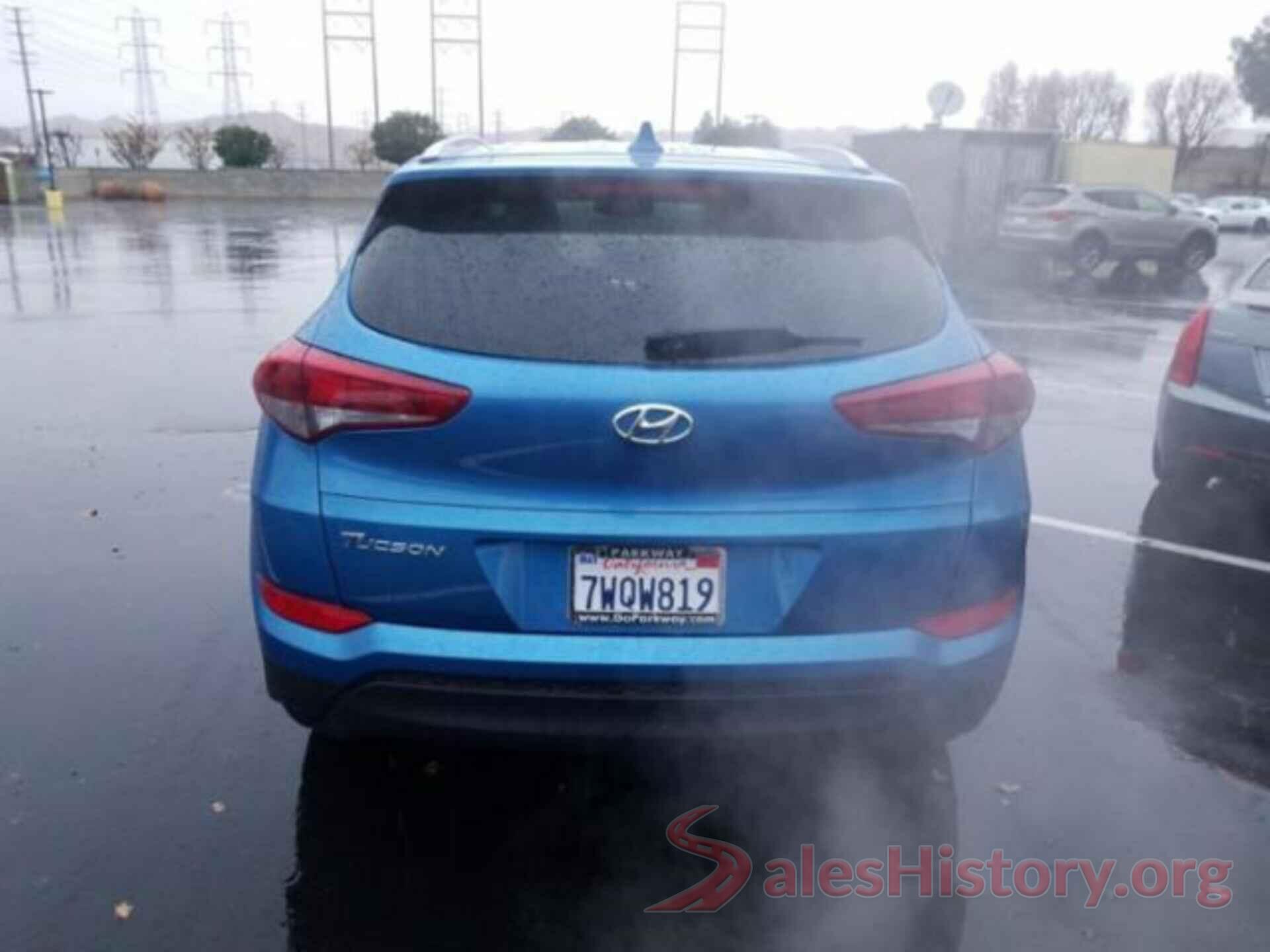 KM8J33A42HU409325 2017 HYUNDAI TUCSON