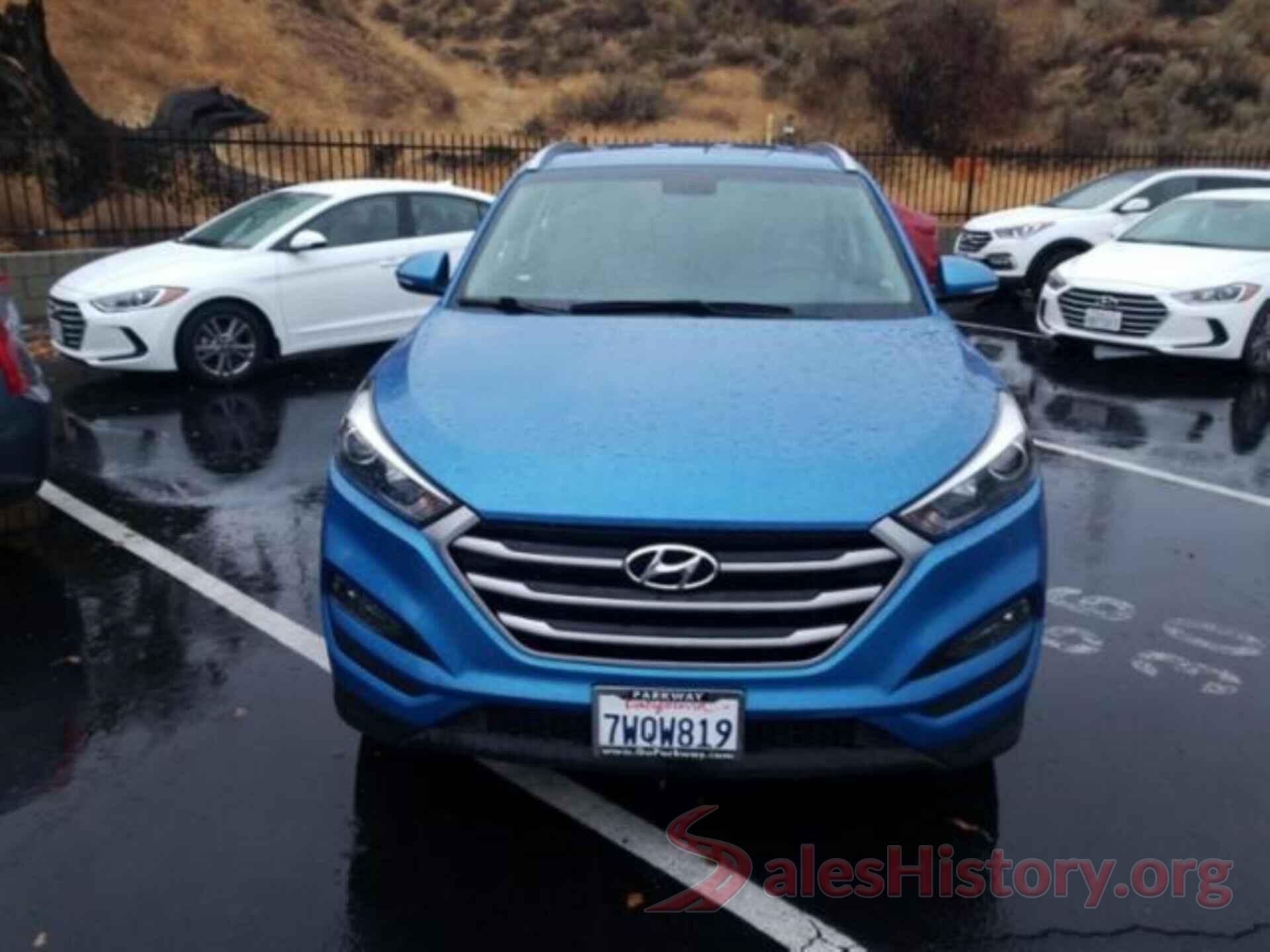 KM8J33A42HU409325 2017 HYUNDAI TUCSON