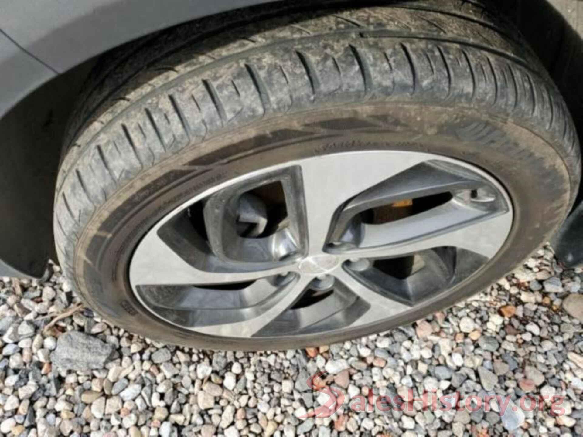 KM8J3CA20HU592528 2017 HYUNDAI TUCSON