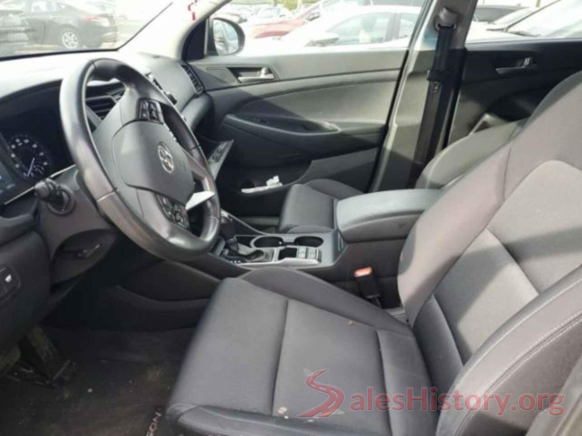 KM8J3CA20HU592528 2017 HYUNDAI TUCSON