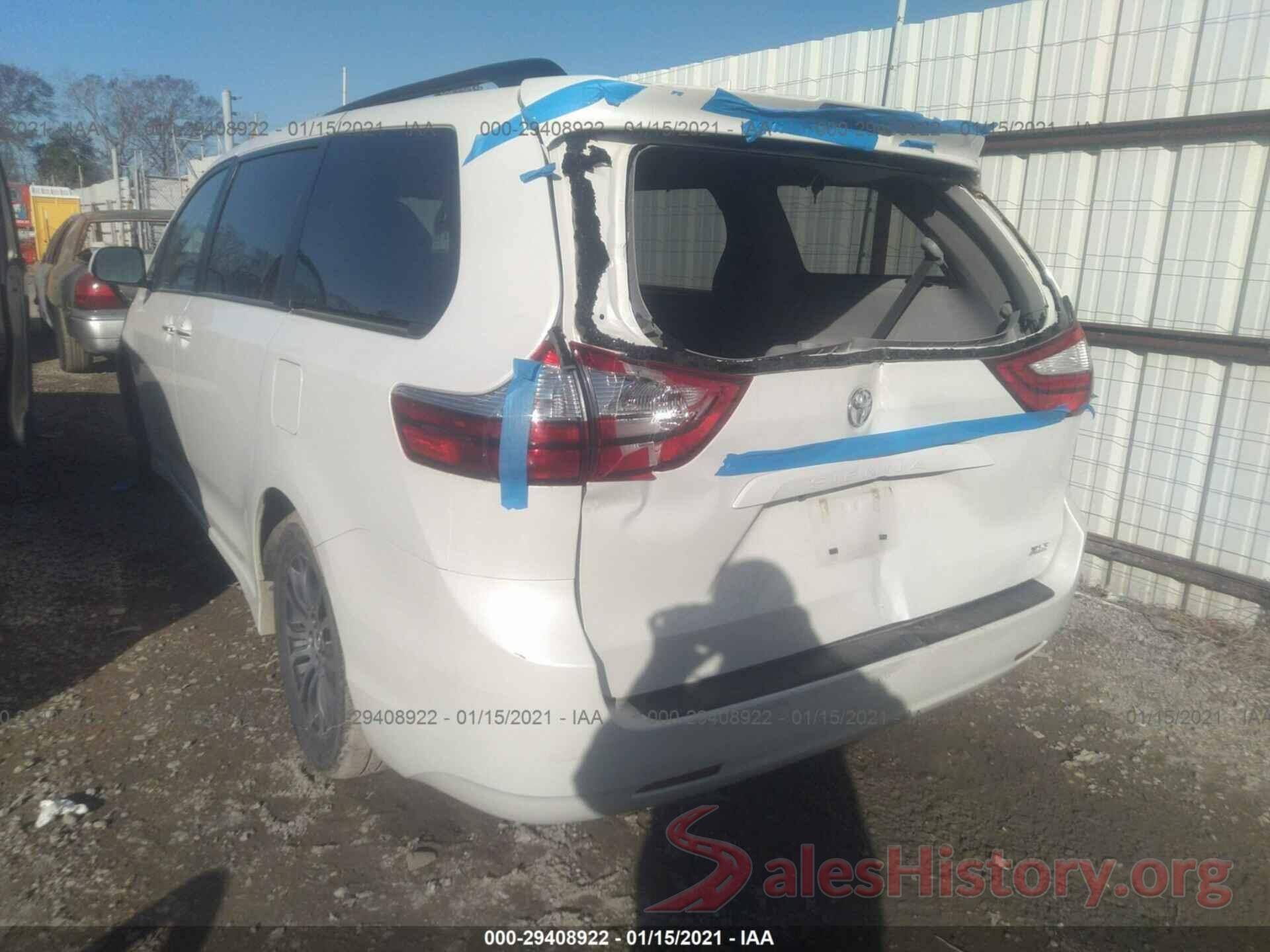 5TDYZ3DC8KS978423 2019 TOYOTA SIENNA