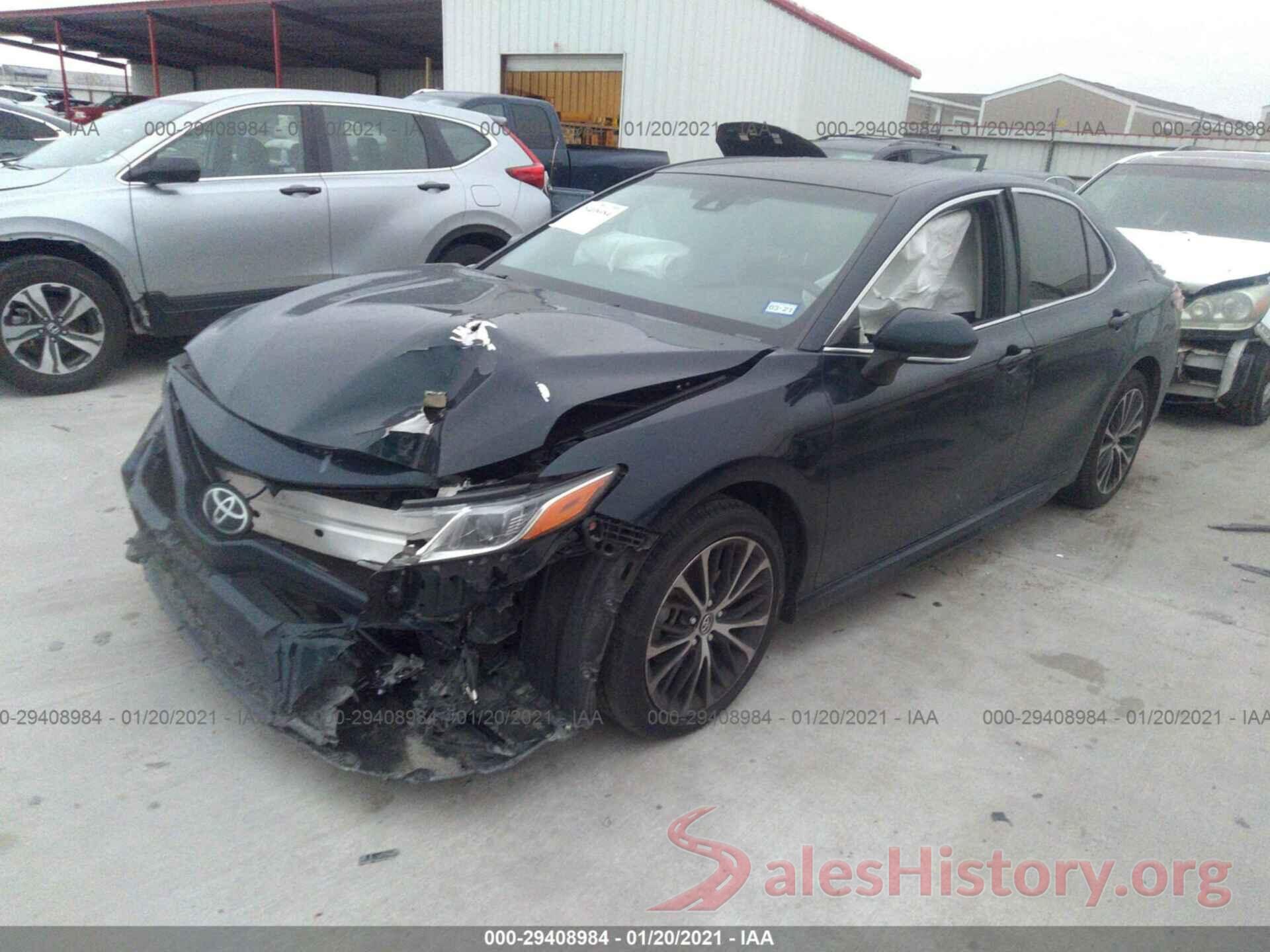 JTNB11HK3J3047732 2018 TOYOTA CAMRY