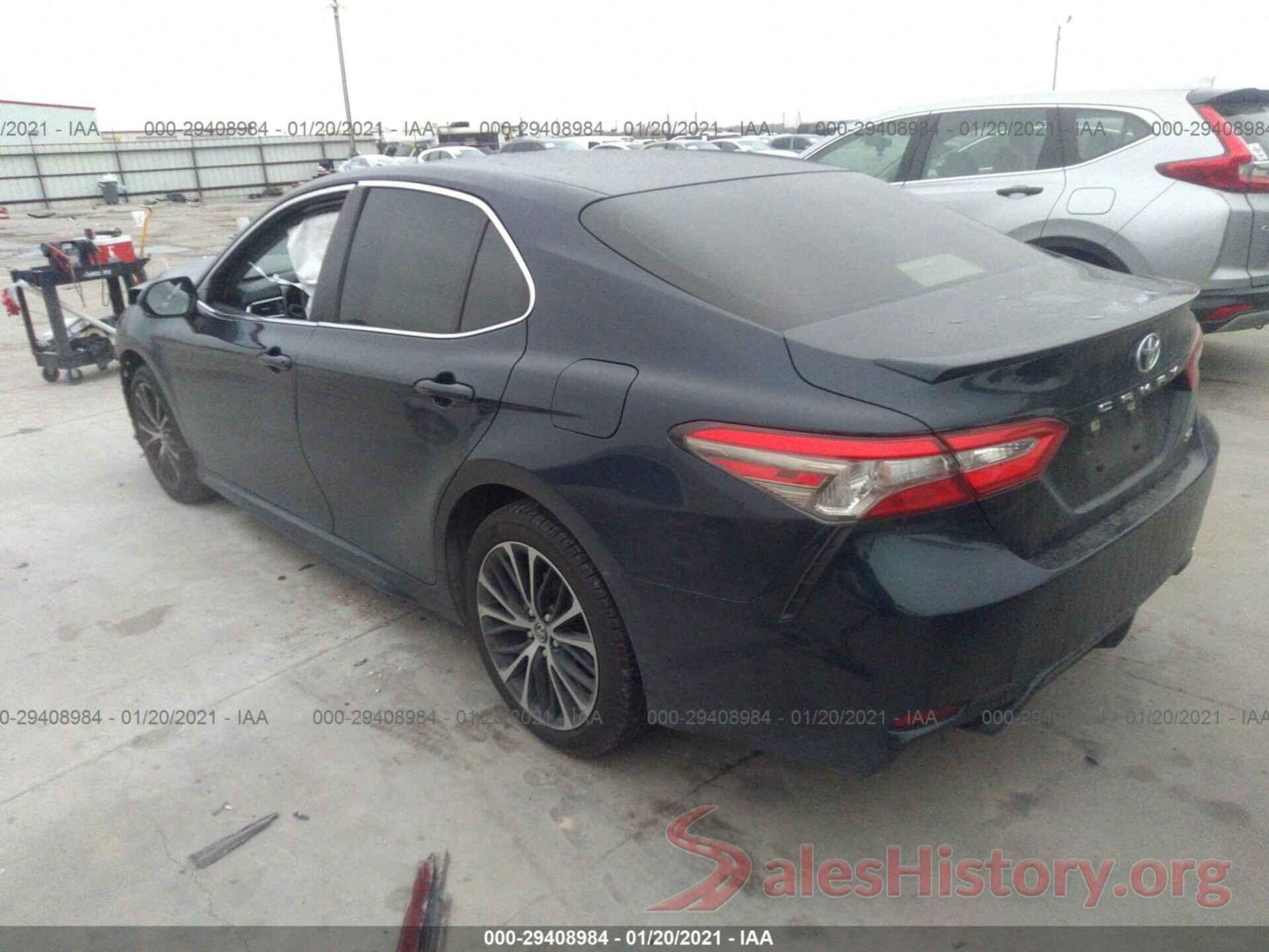 JTNB11HK3J3047732 2018 TOYOTA CAMRY