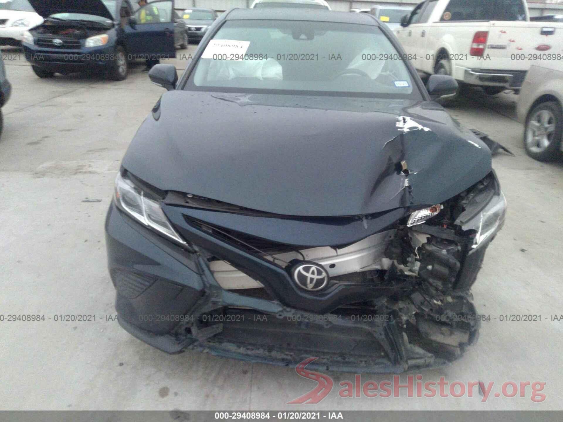 JTNB11HK3J3047732 2018 TOYOTA CAMRY