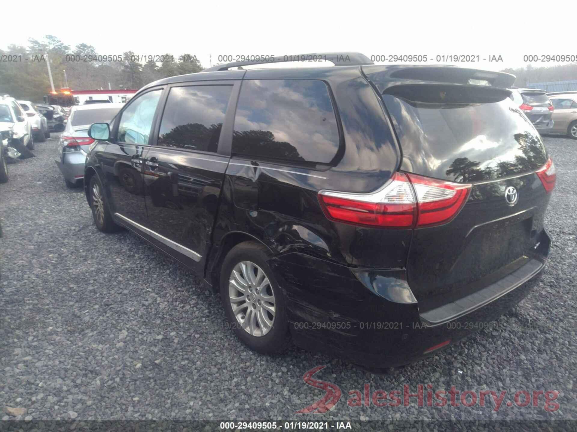 5TDYZ3DC5HS900030 2017 TOYOTA SIENNA