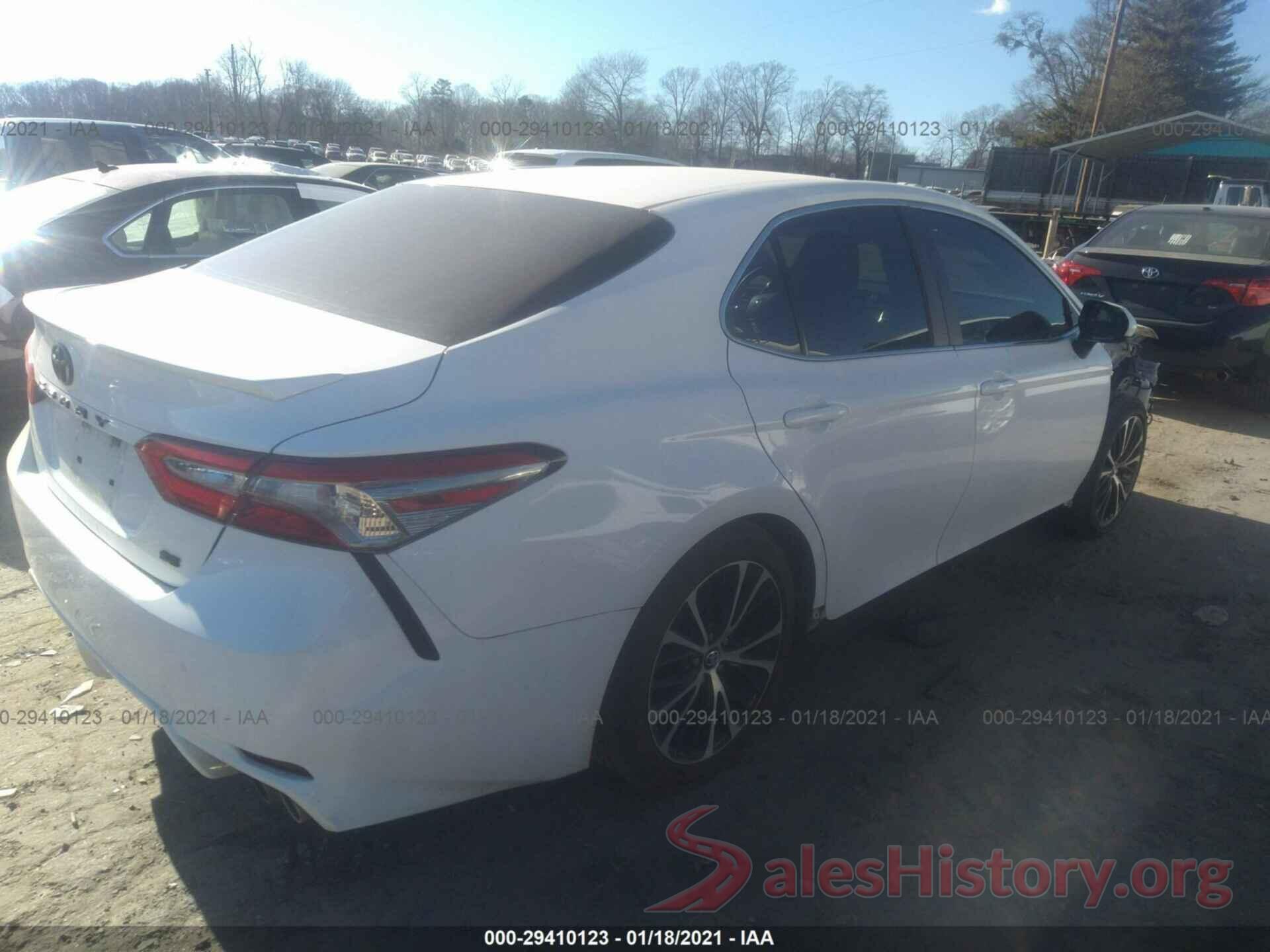 4T1B11HK7JU591659 2018 TOYOTA CAMRY