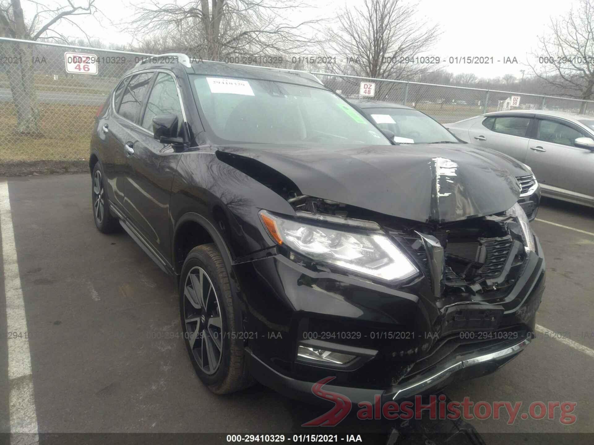 JN8AT2MV5JW346447 2018 NISSAN ROGUE