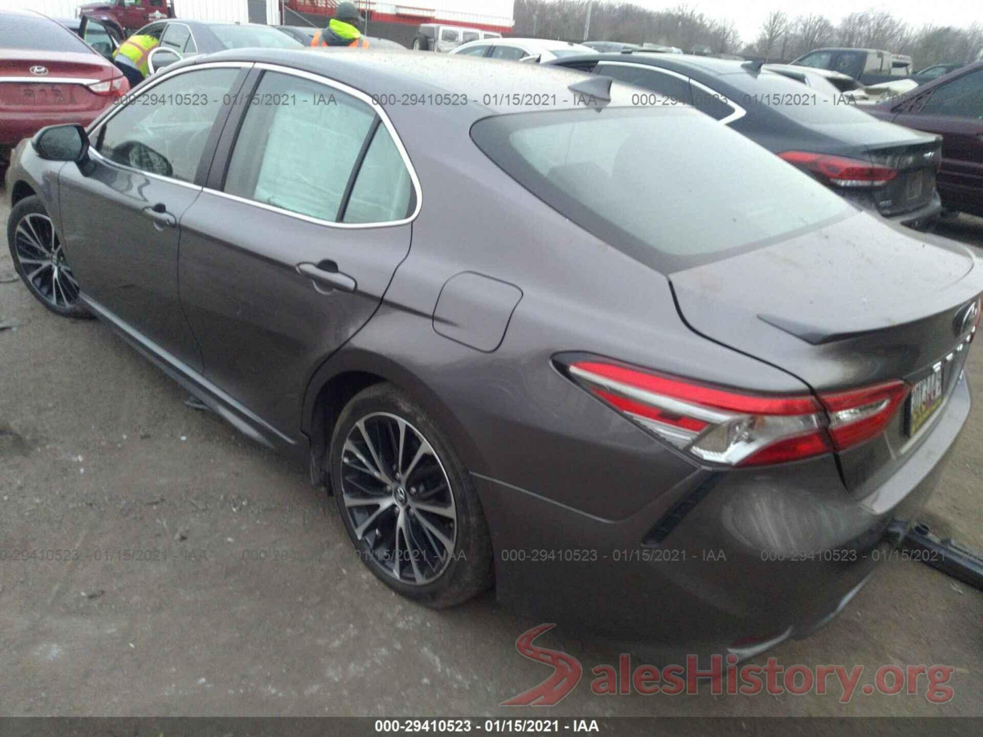 4T1B11HK7KU174429 2019 TOYOTA CAMRY