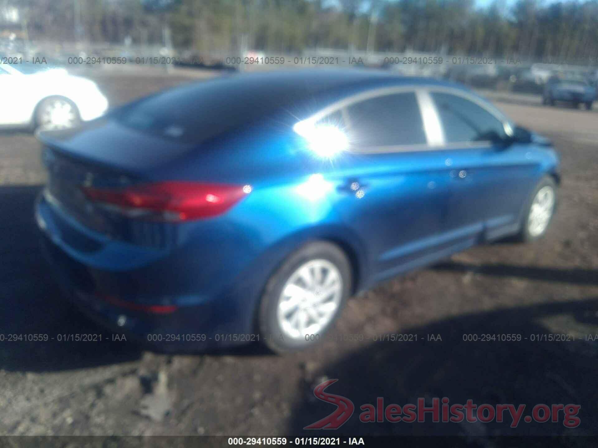 5NPD74LF2JH335768 2018 HYUNDAI ELANTRA