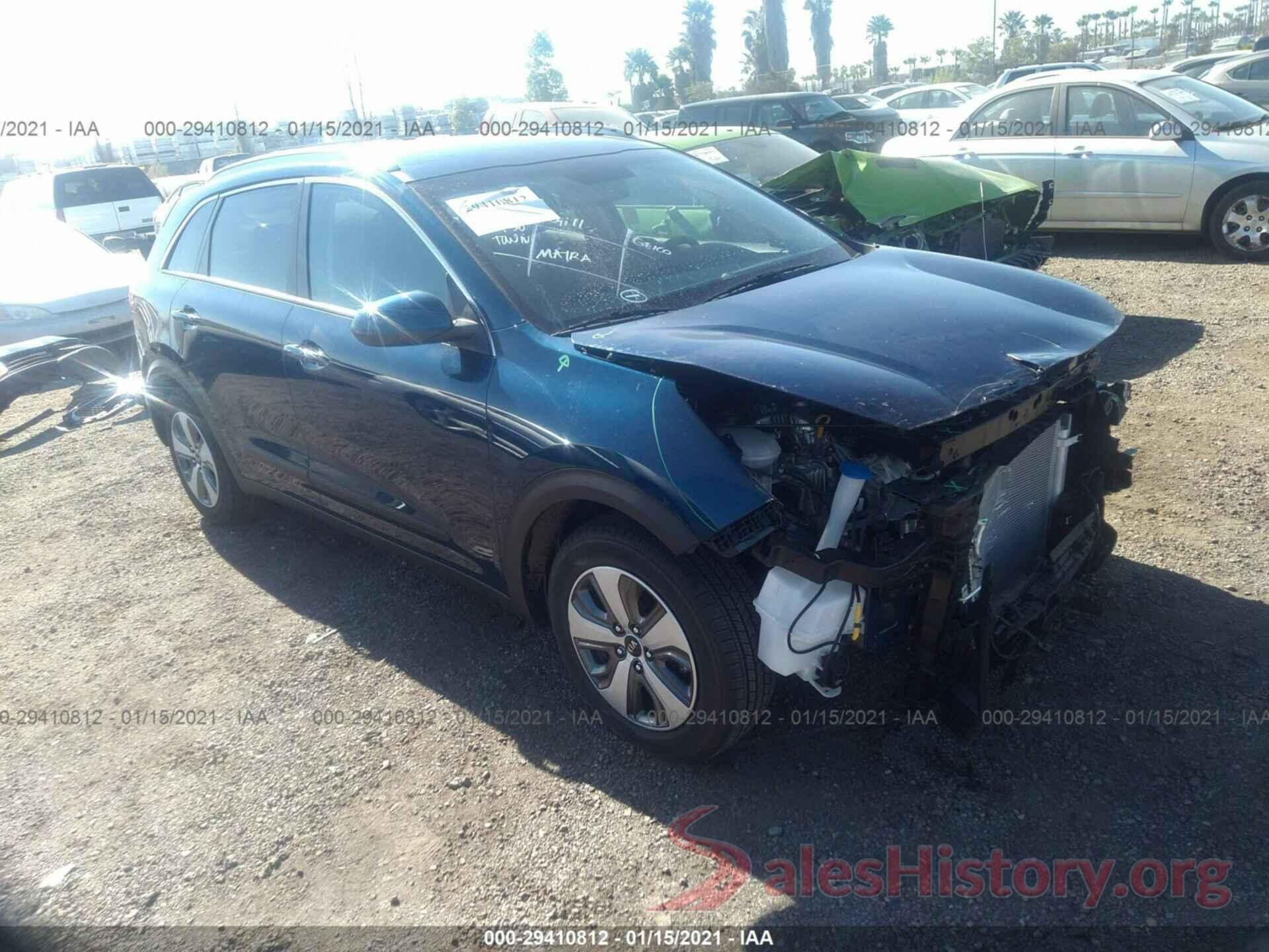 KNDCB3LC5K5335131 2019 KIA NIRO