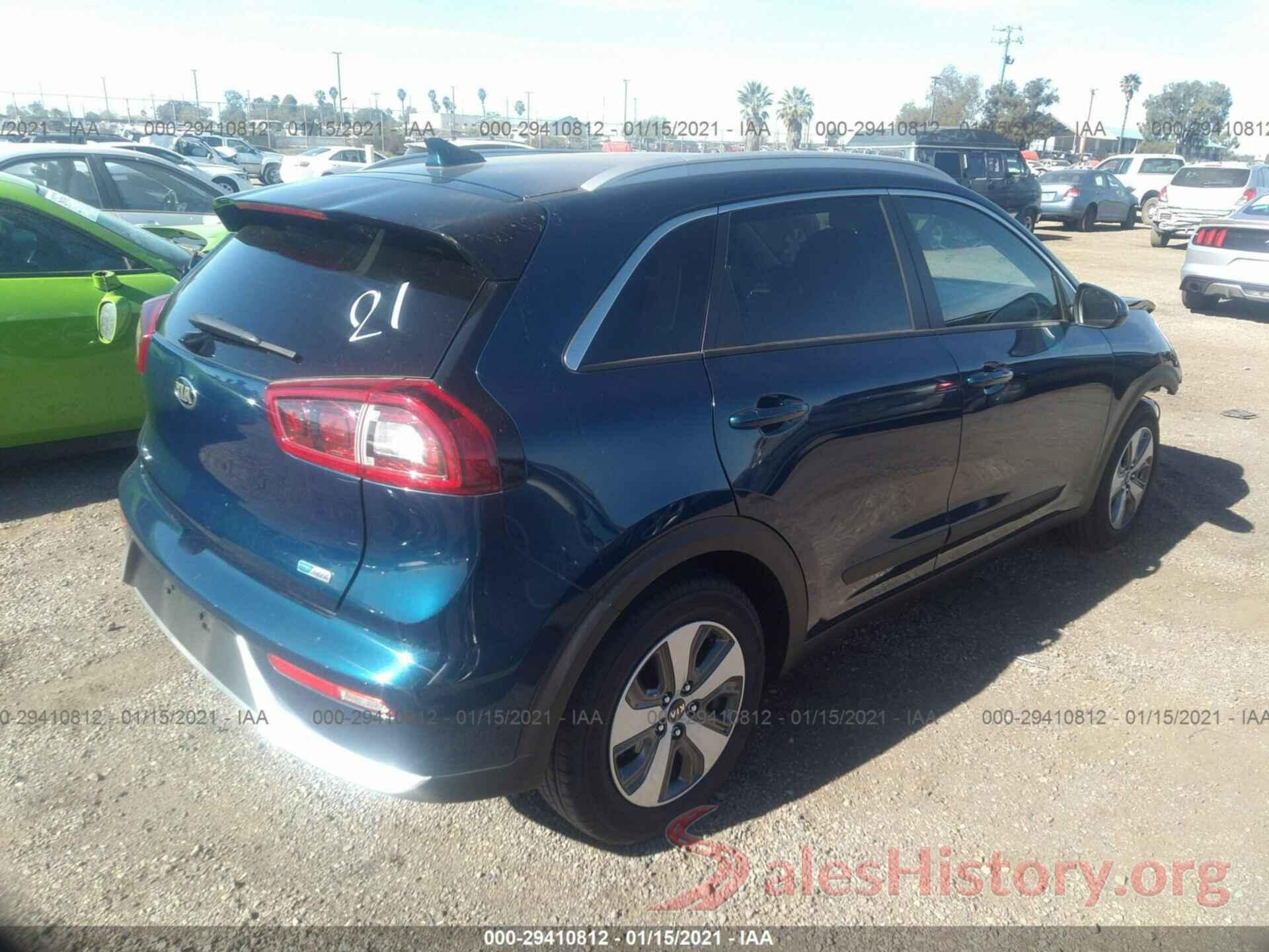 KNDCB3LC5K5335131 2019 KIA NIRO