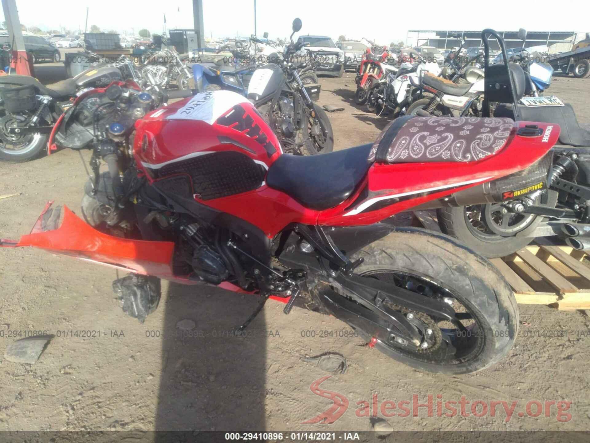 JH2PC40J3JK400623 2018 HONDA CBR600