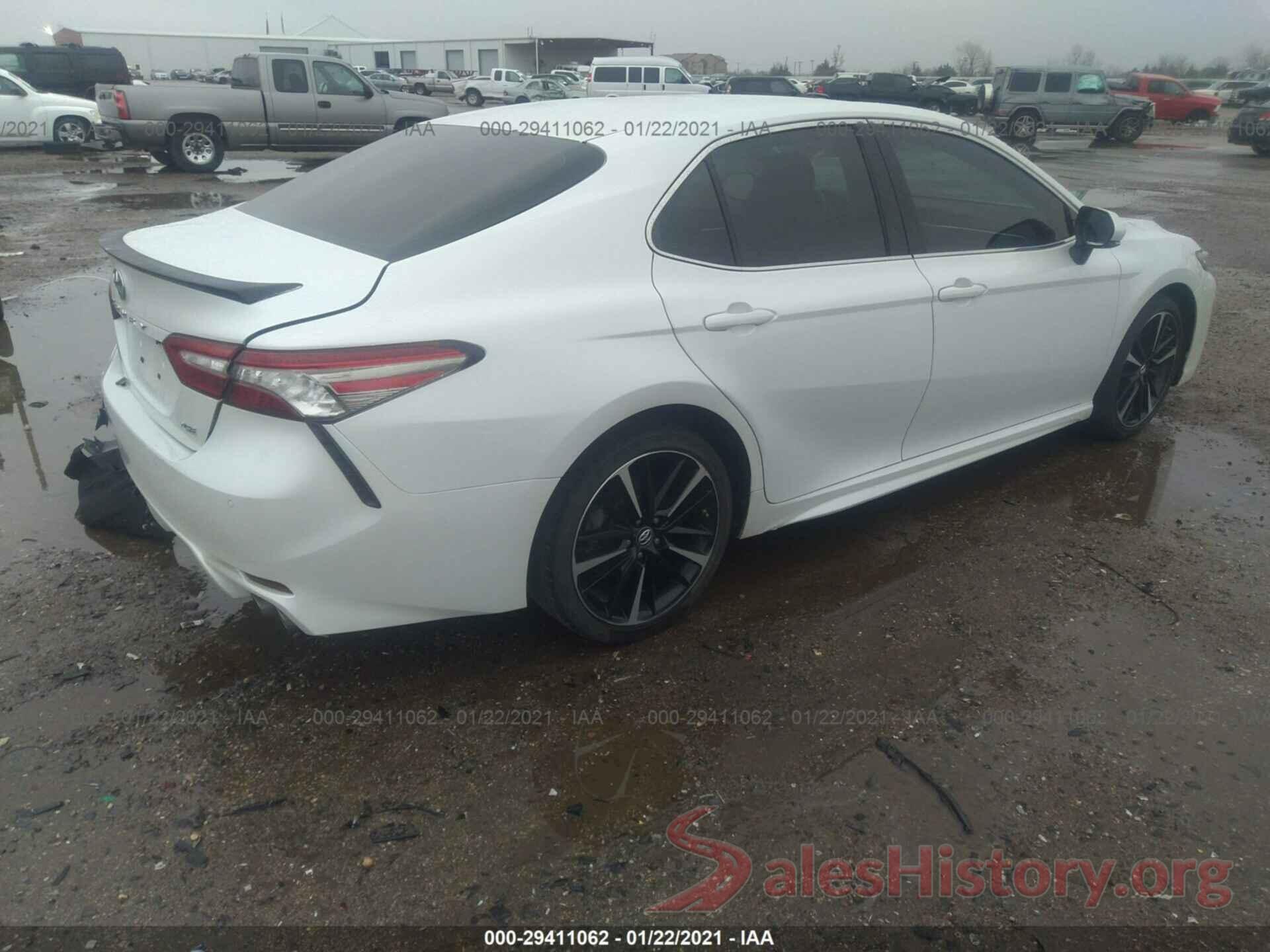 4T1B61HK0JU084278 2018 TOYOTA CAMRY