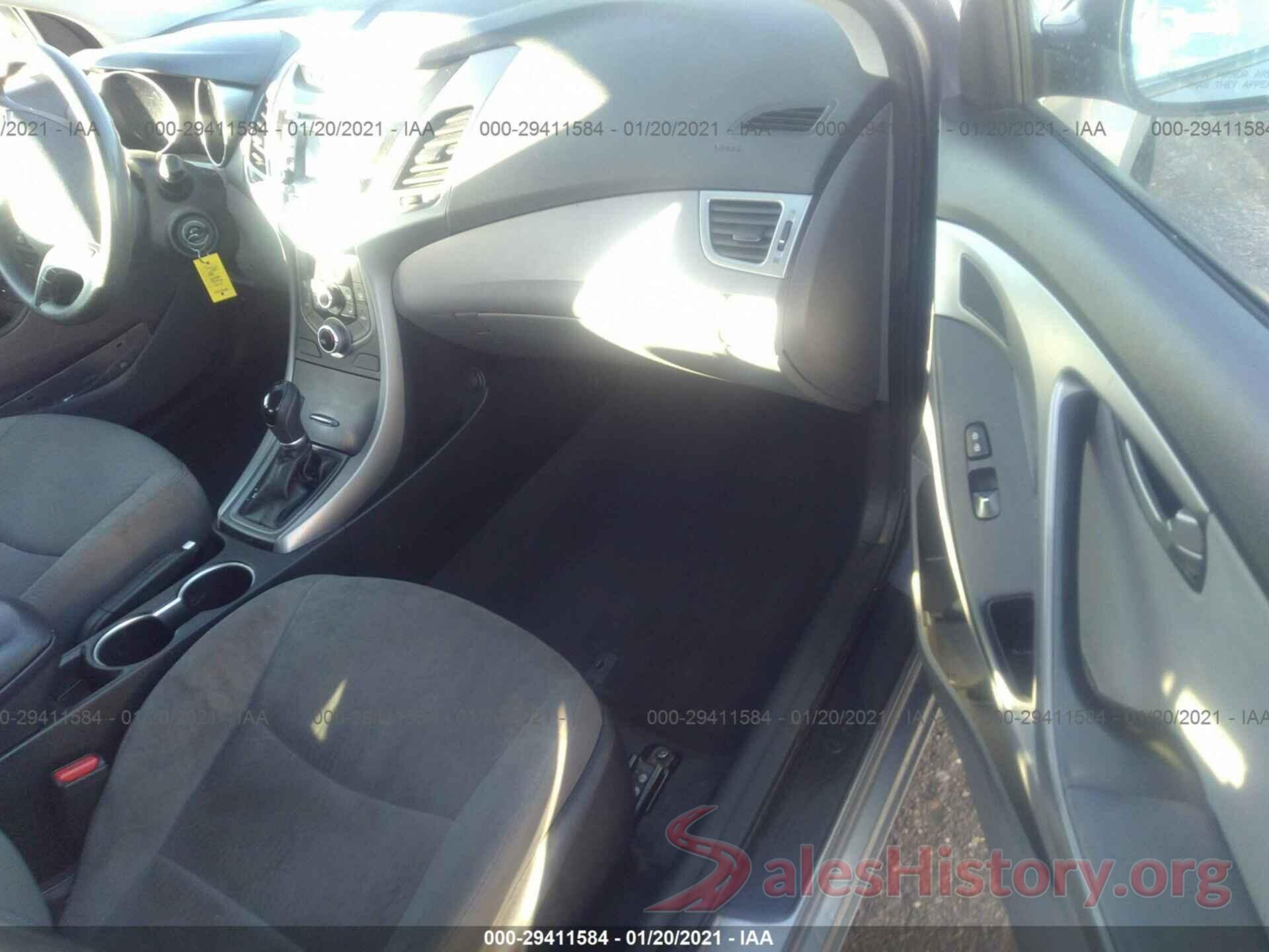 5NPDH4AE1GH659701 2016 HYUNDAI ELANTRA