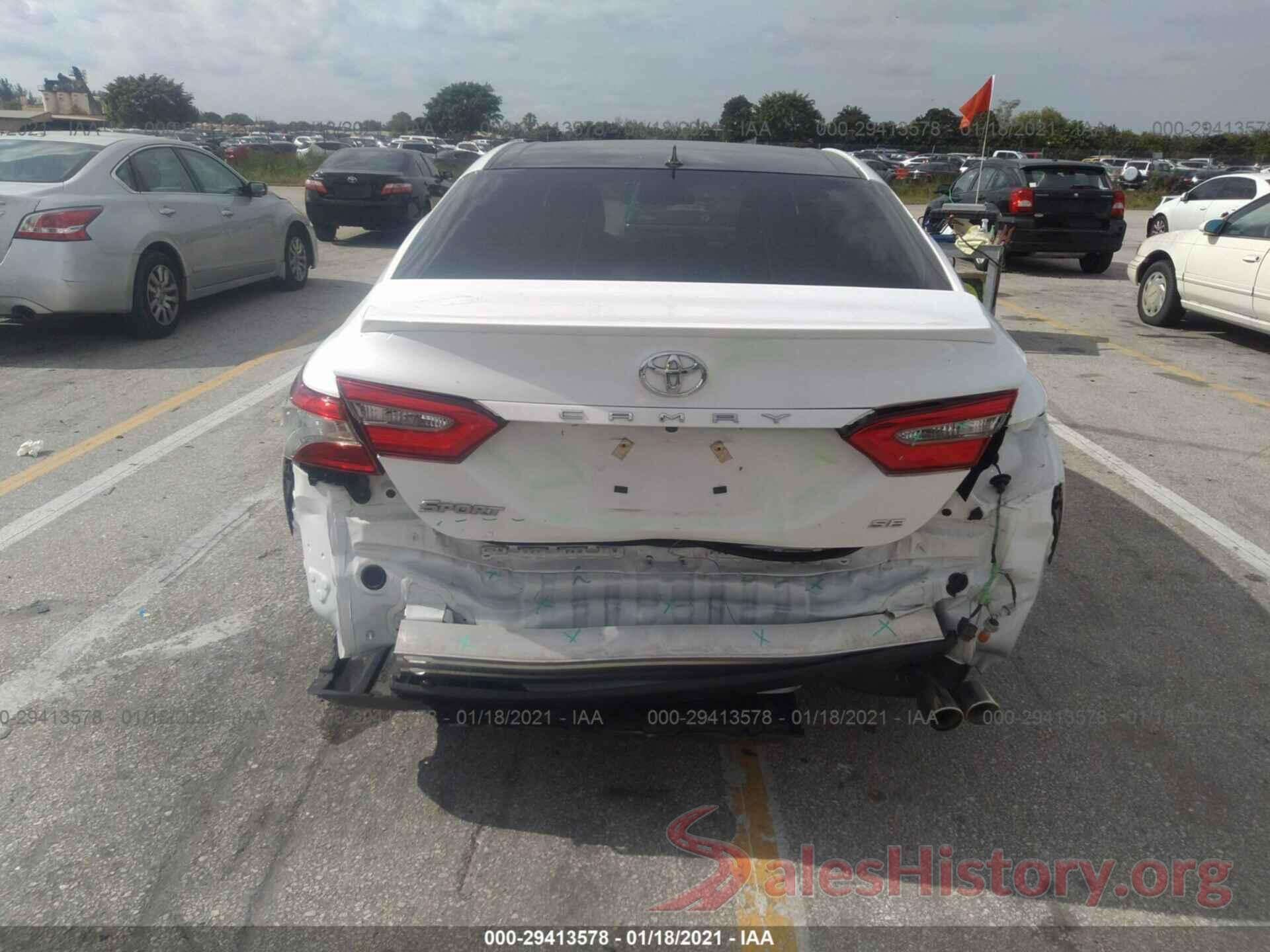 4T1B11HK4JU654409 2018 TOYOTA CAMRY