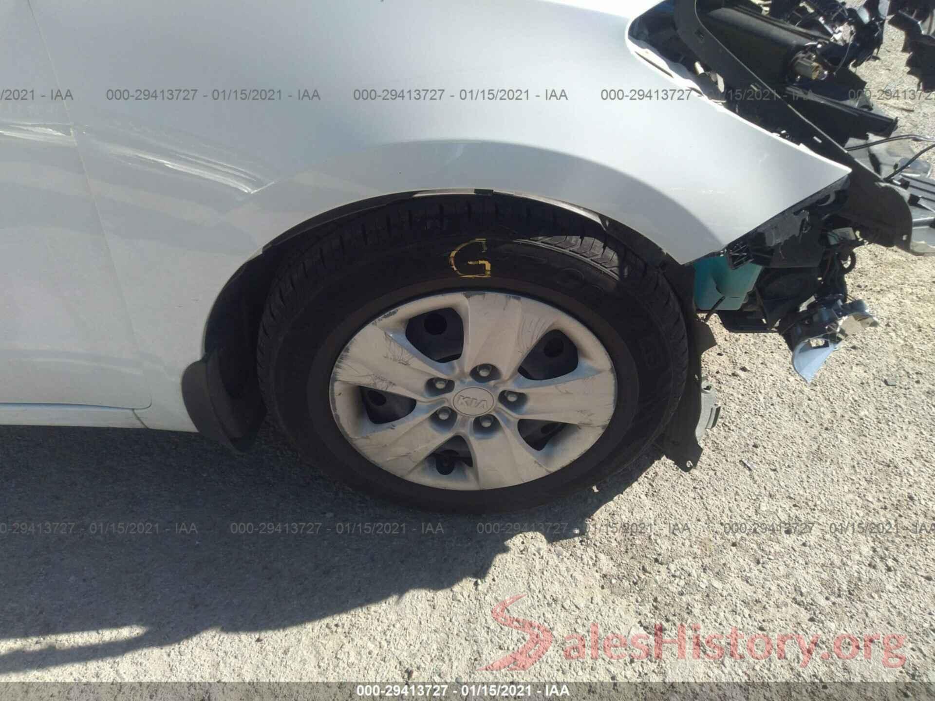 3KPFK4A70HE078160 2017 KIA FORTE