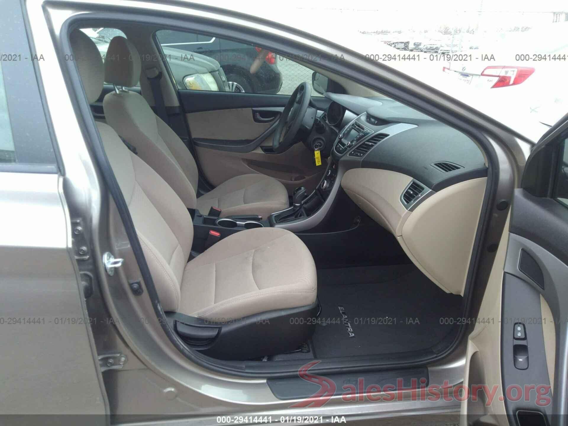 5NPDH4AE1GH748667 2016 HYUNDAI ELANTRA