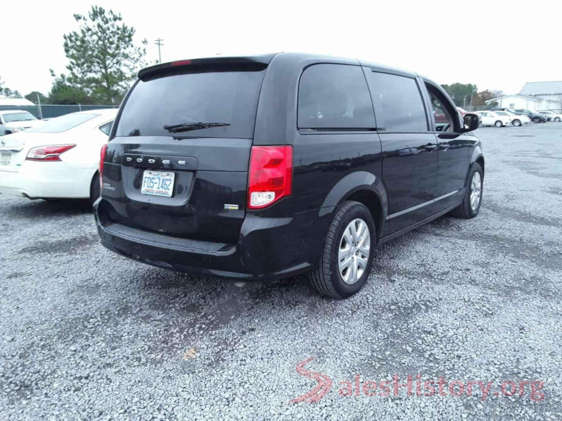 2C4RDGBG9JR309813 2018 DODGE GRAND CARAVAN