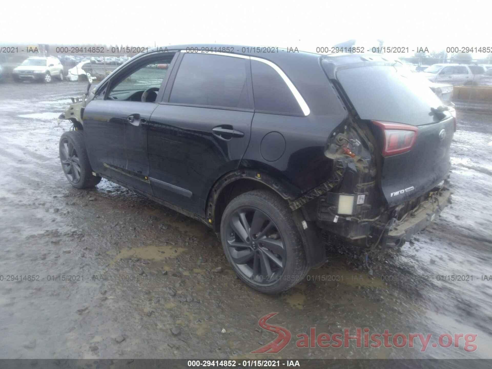 KNDCC3LC9H5054844 2017 KIA NIRO